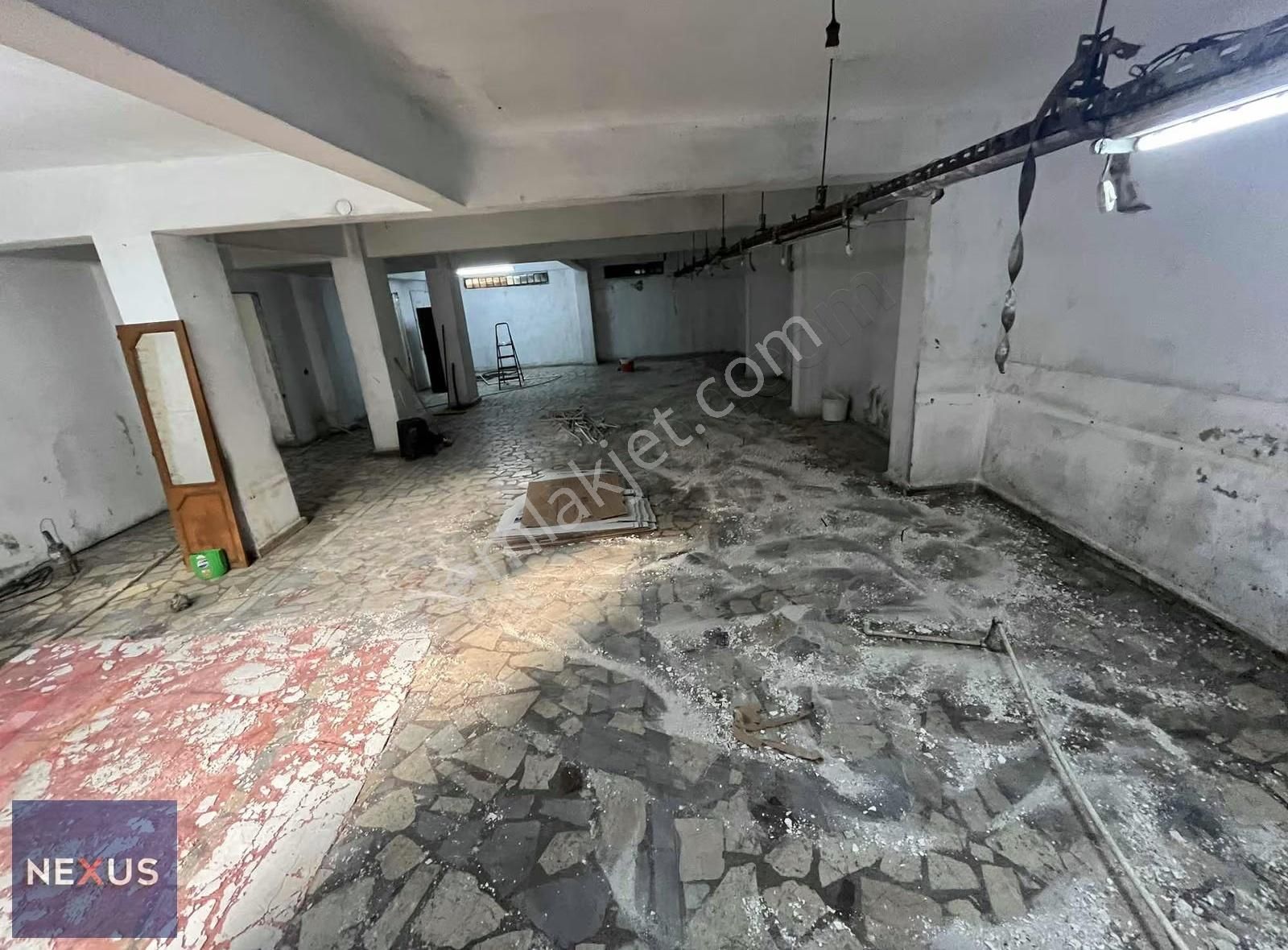Sultanbeyli Adil Mahallesi'nde Kiralık 160 M² Dükkan - Görsel 2