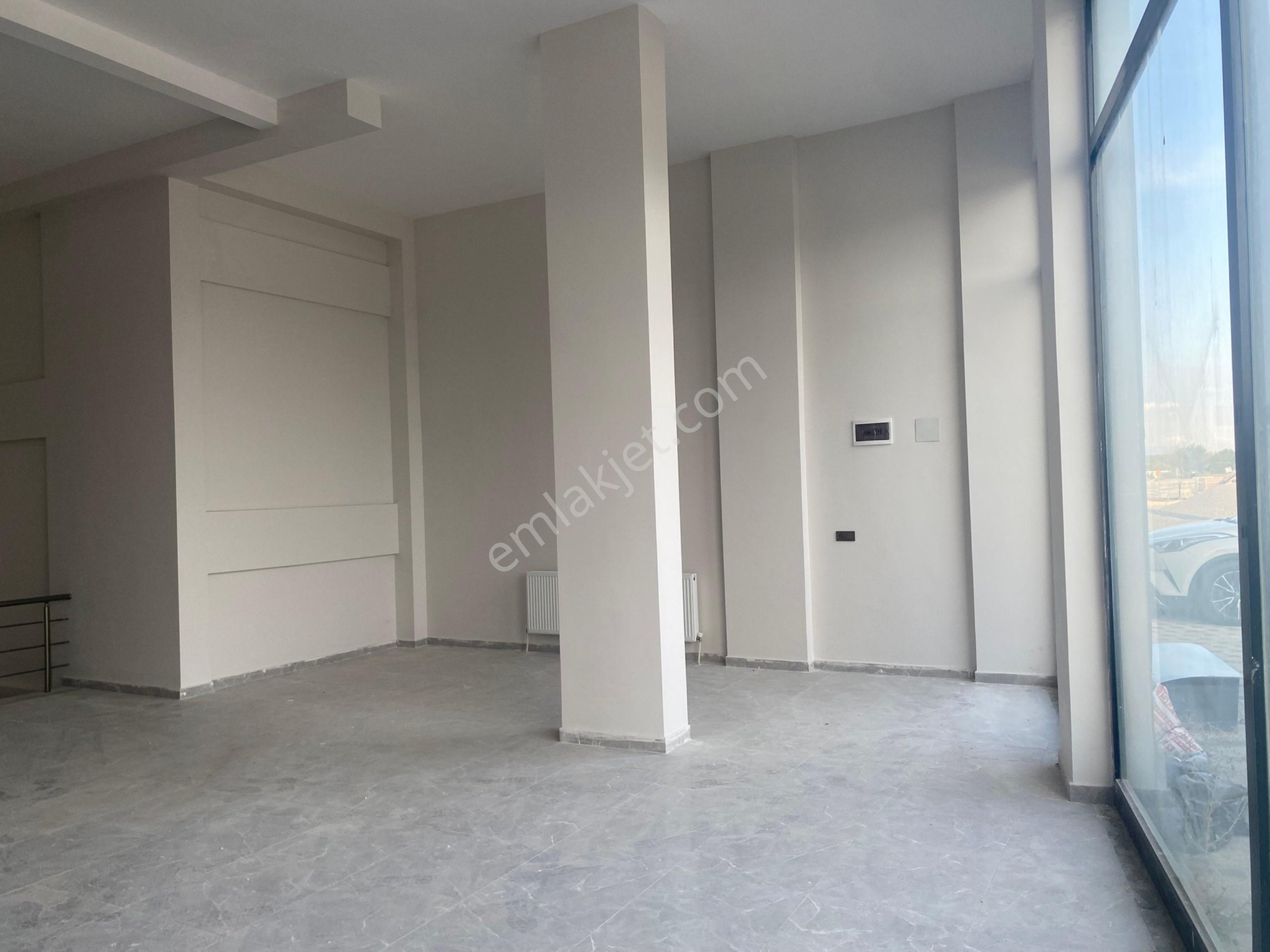 Rt Safir Gm Den Kayapa Atlıçayır Bulvarında Kiralık Dükkan - Görsel 13