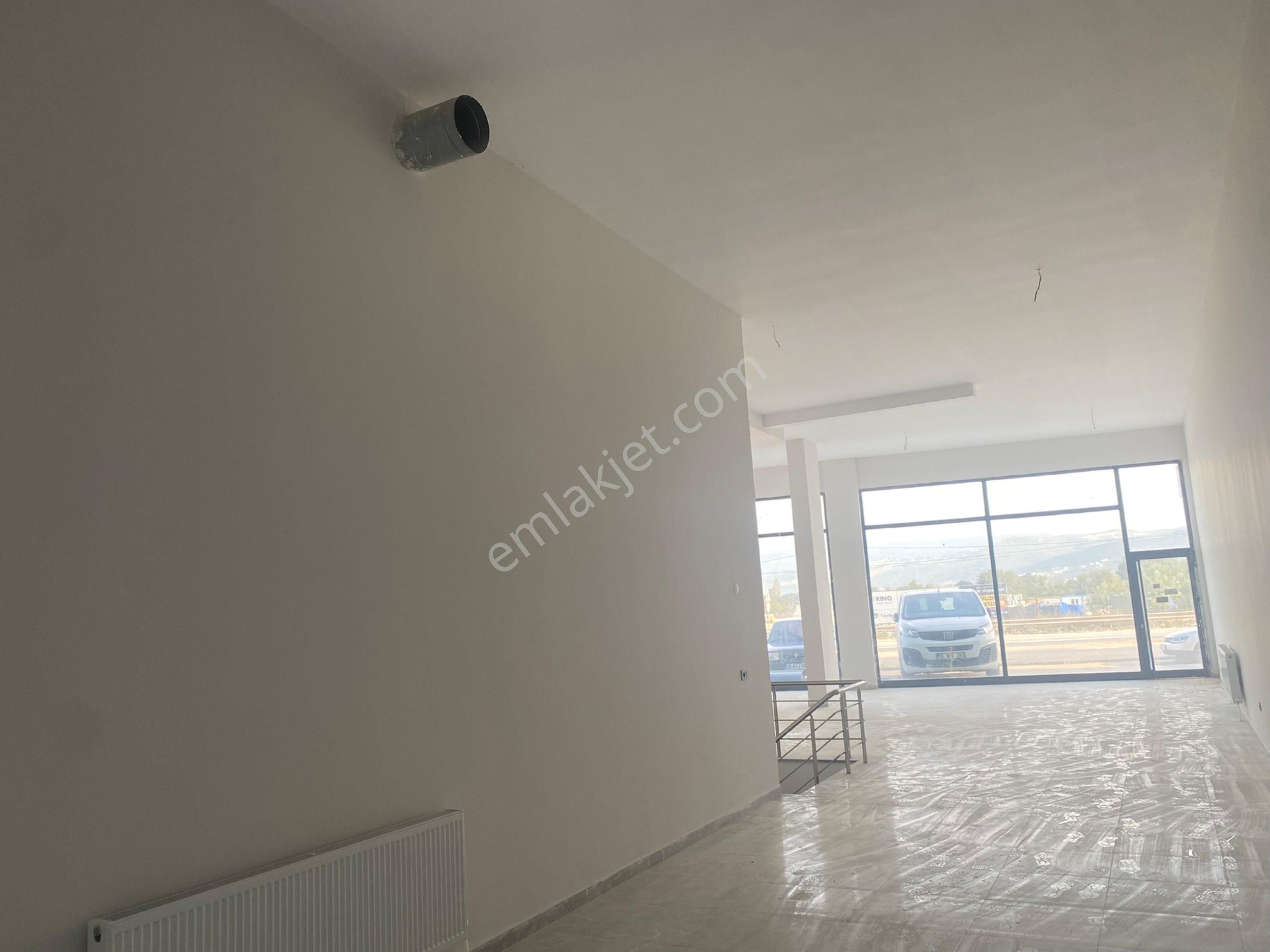 Rt Safir Gm Den Kayapa Atlıçayır Bulvarında Kiralık Dükkan - Görsel 20