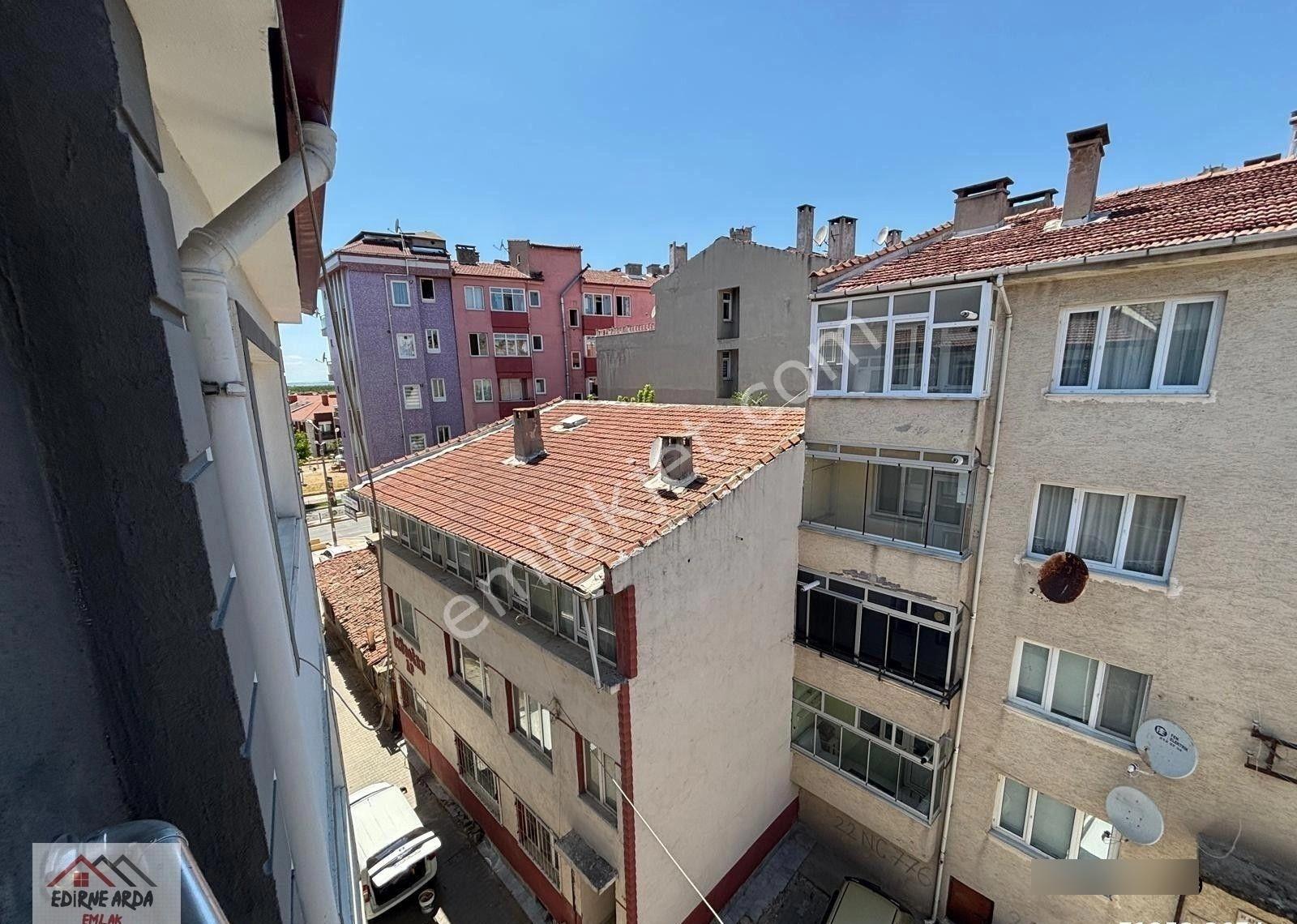 Arda Emlak Ofisi'den Ayşekadın Balta Hotel Yakını Yatırımlık Balkonlu Daire - Görsel 6