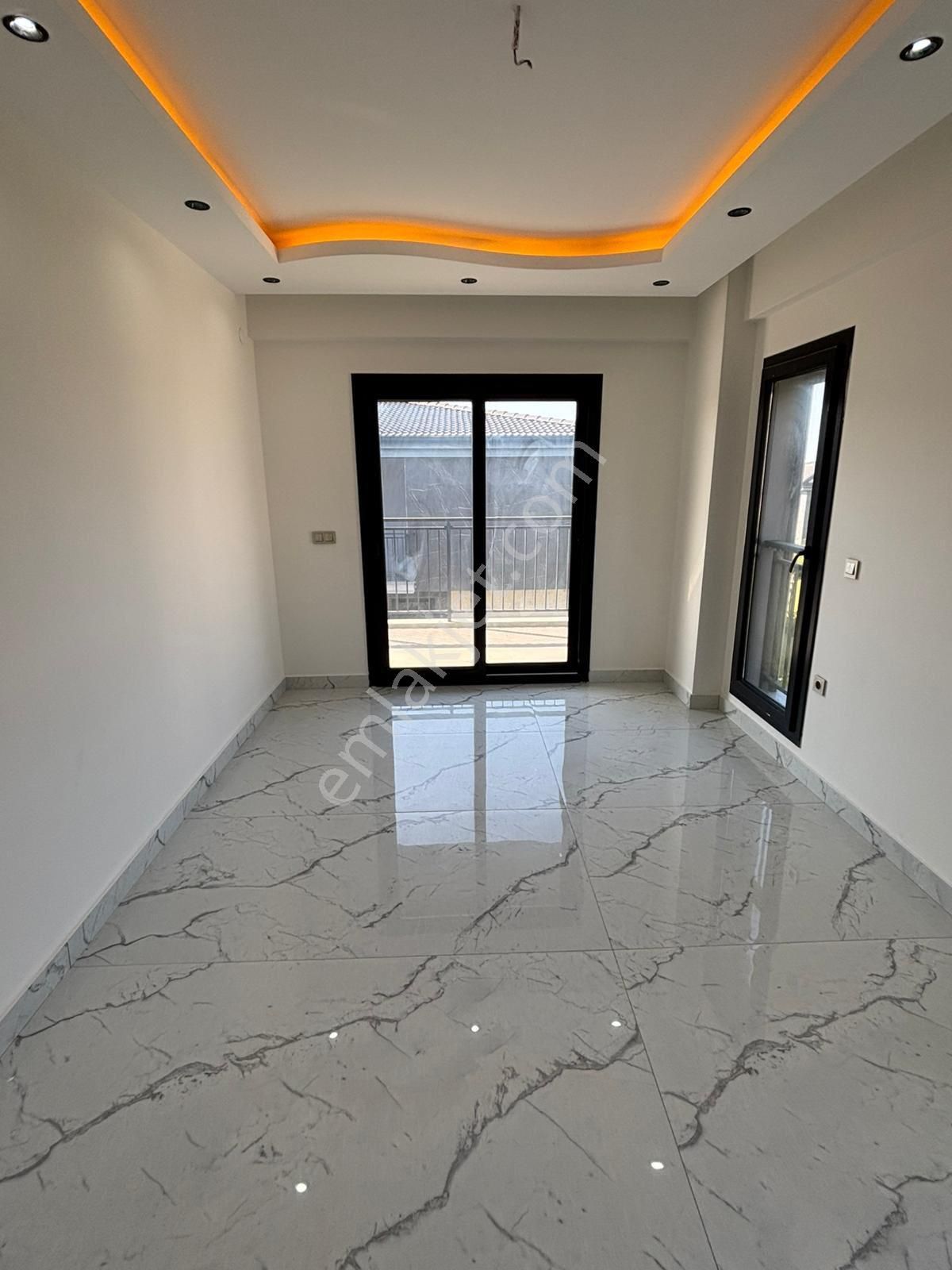 Kuşadası Güzelçamlı Bölgesinde Satılık 4+1 Müstakil Villa - Görsel 10