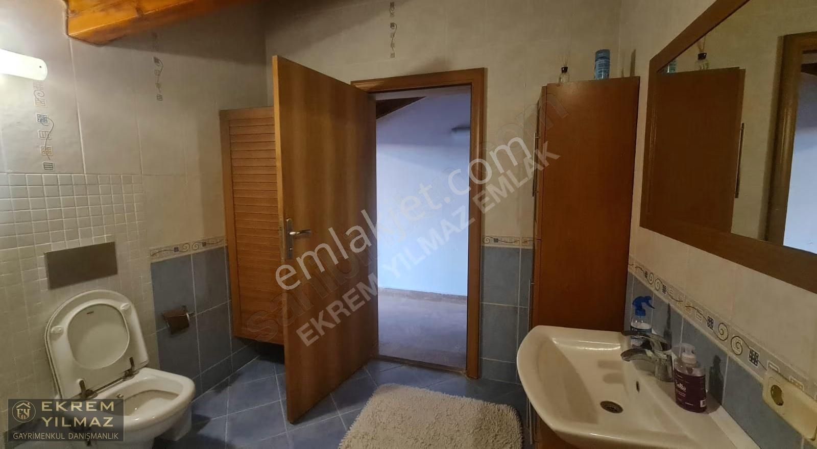 Köyceğiz Atatürk Bulvar Üzeri 1+1 Eşyalı Nezih Bir Daire - Görsel 7