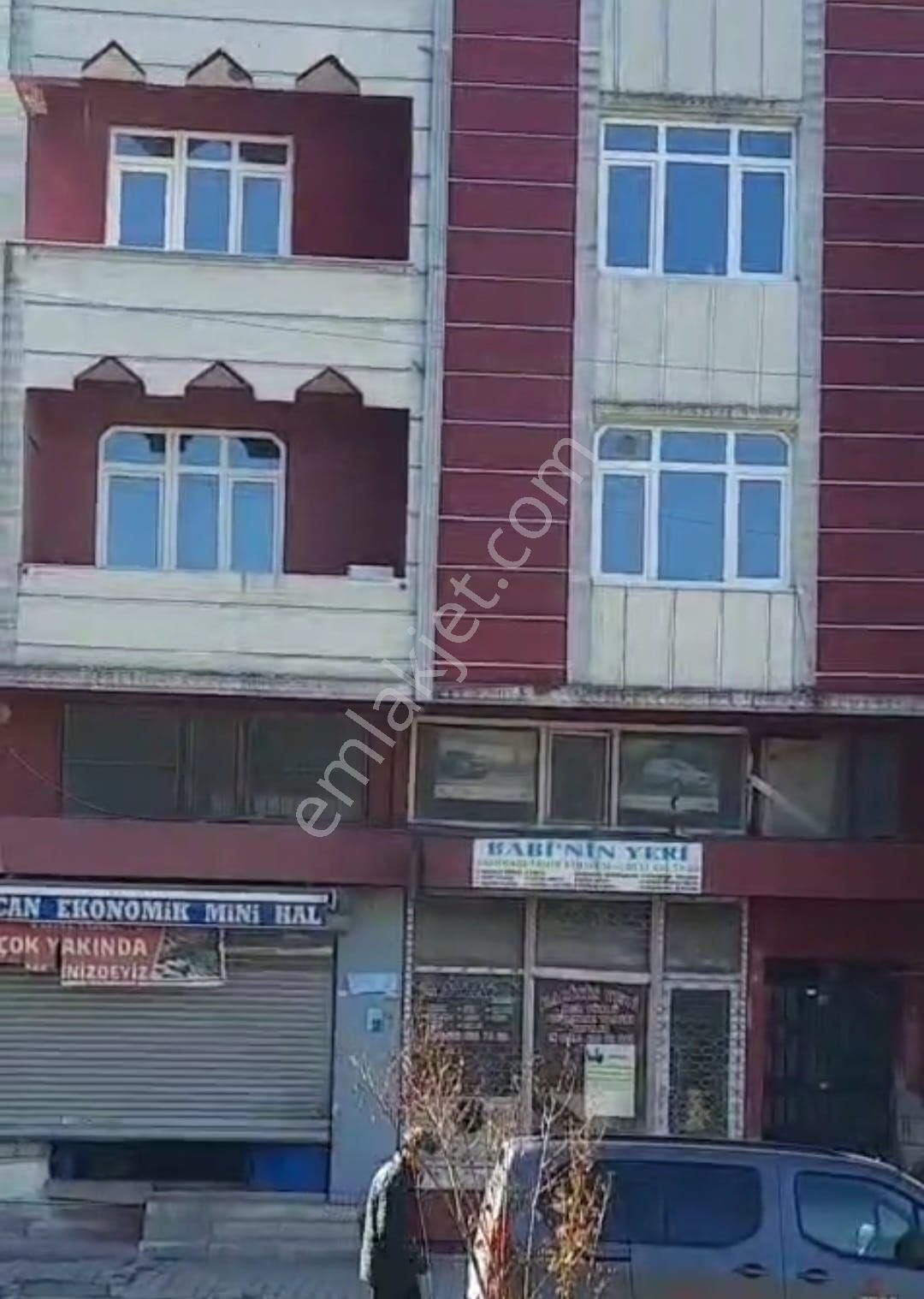 Yıldıztepe Metro Durağı Önü Kentsel Dönüşüm Daire