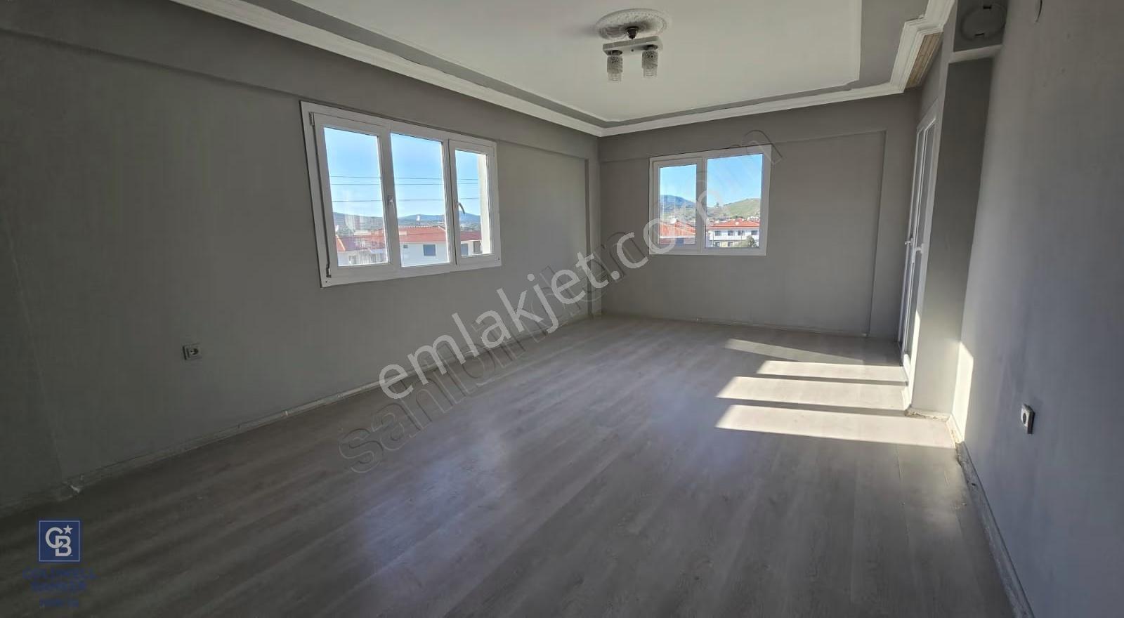 Foça Kazım Dirik Mah. Kiralık 2+1 Kapalı Mutfak Daire - Görsel 7