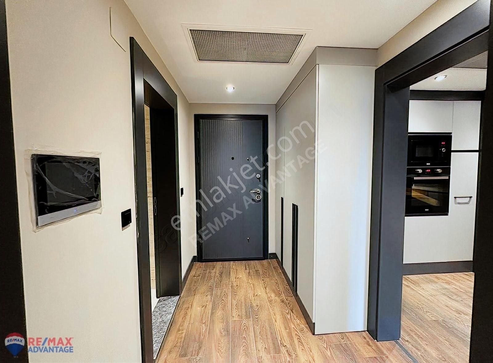 23 Nisan Mh. Güzel Residence'da Lüks Eşyalı Kiralık 1+1 Daire - Görsel 11