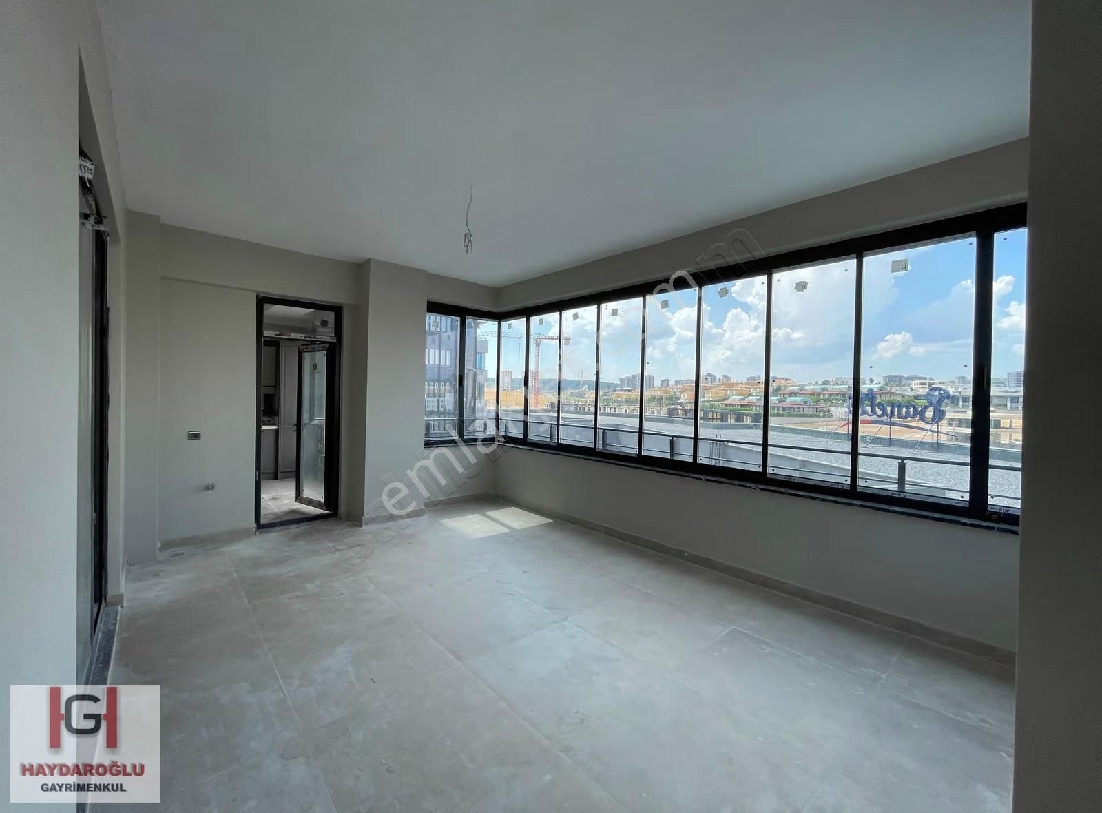 15 Temmuz Banetti Suites Sitesinde Lüks Yapılı Satılık 3+1 Daire - Görsel 3