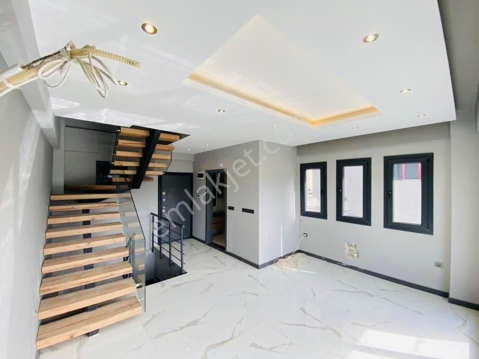 Kuşadası Soğucak Bölgesinde Özel Havuzlu 3+1 Satılık Villa - Görsel 15