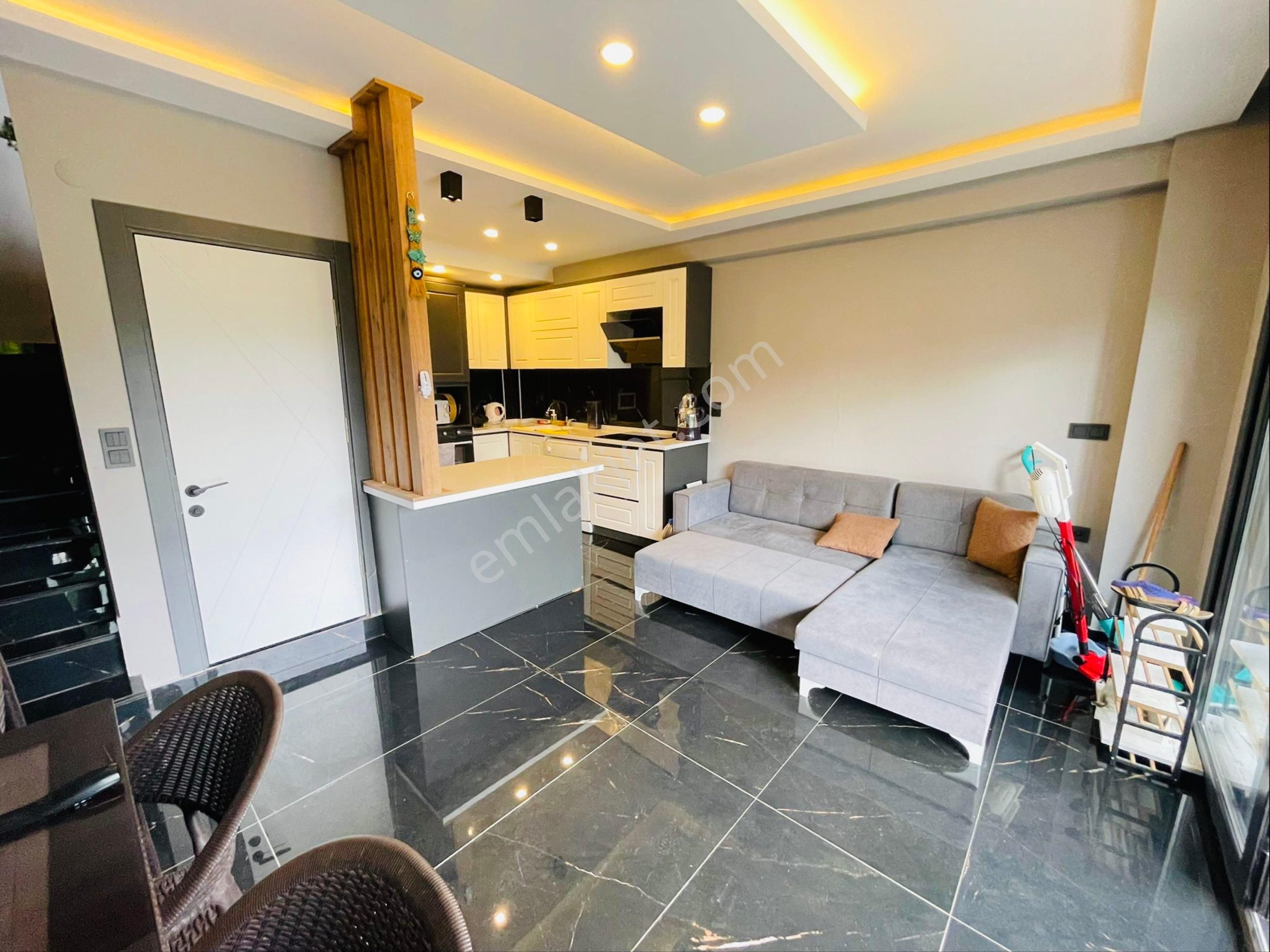 Kuşadası Soğucak Bölgesinde Özel Havuzlu 3+1 Satılık Villa - Görsel 8