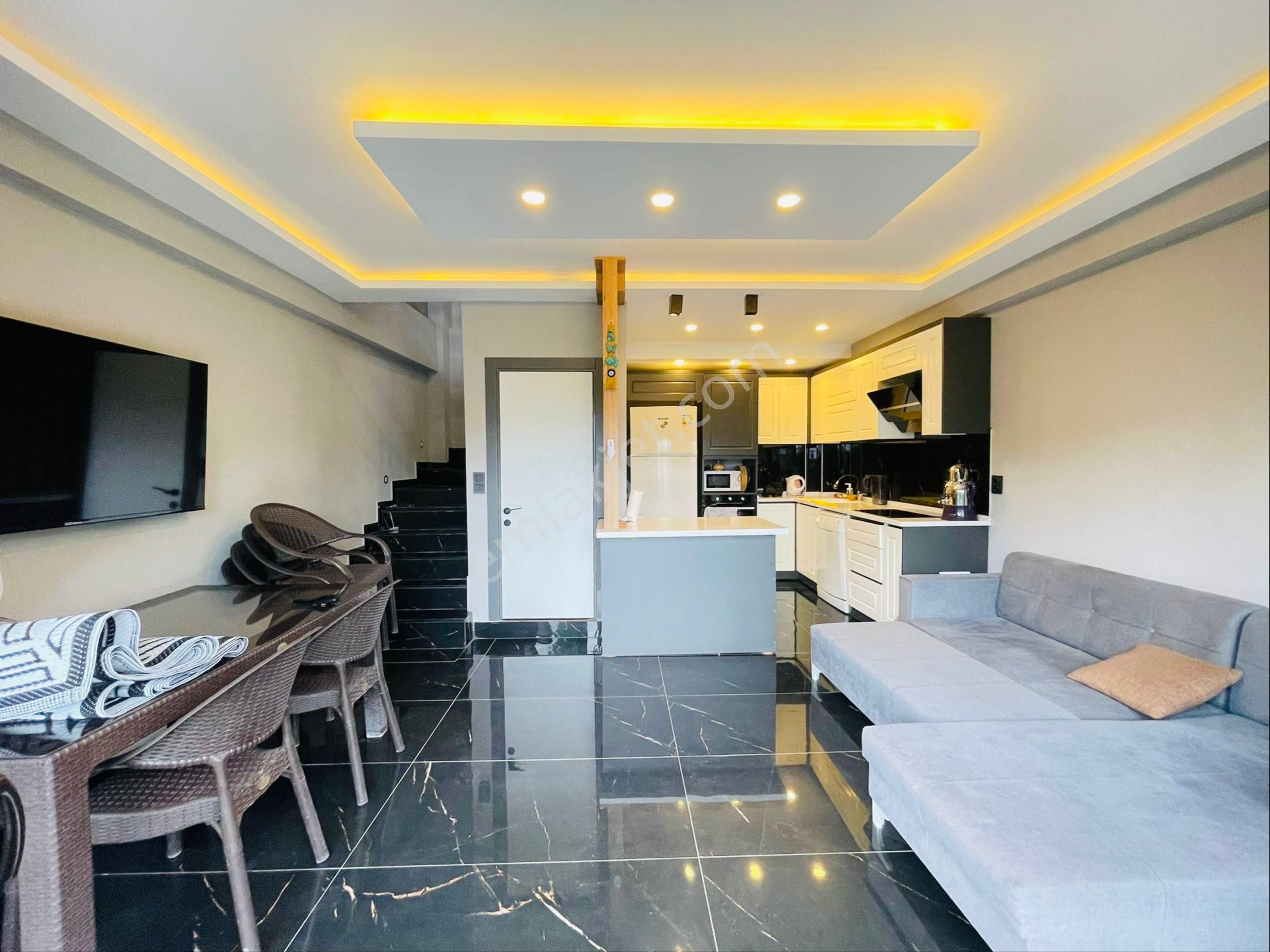 Kuşadası Soğucak Bölgesinde Özel Havuzlu 3+1 Satılık Villa - Görsel 5