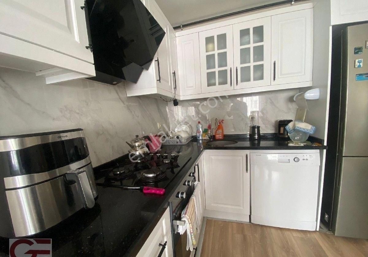 Burhaniye Merkezde 3 Yıllık Süper Manzaralı Eşyalı 1+1 Daire - Görsel 7