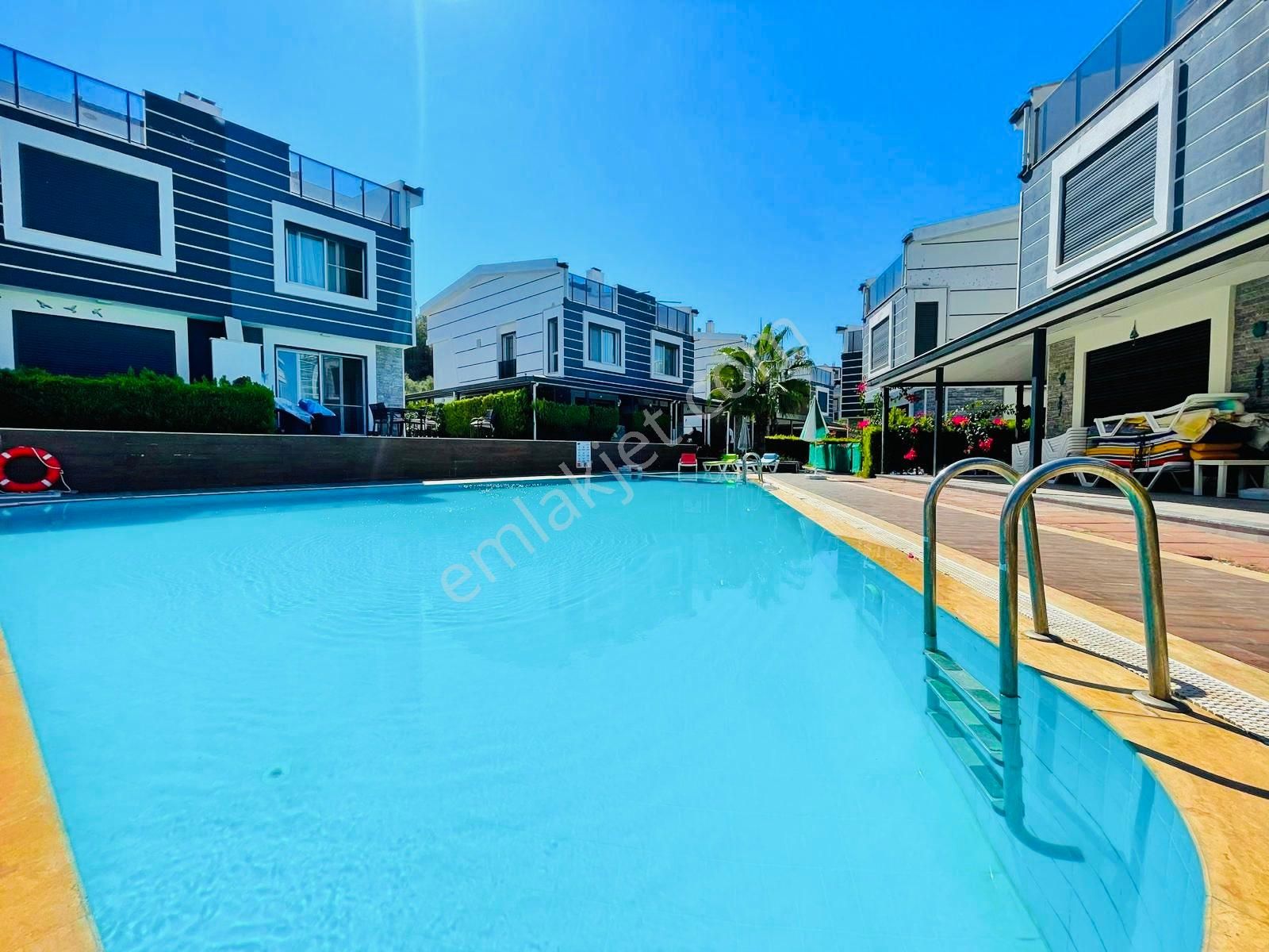 Kuşadası Güzelçamlı Bölgesinde Tek Müstakil 3+1 Satılık Villa - Görsel 33