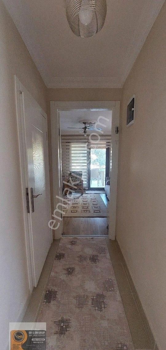 Dikili Cumhuriyet Mahallesi Merkezde Belediye Adliye Civari 3+1 Mutfak Ayri Triblex Bahçeli Villa - Görsel 4