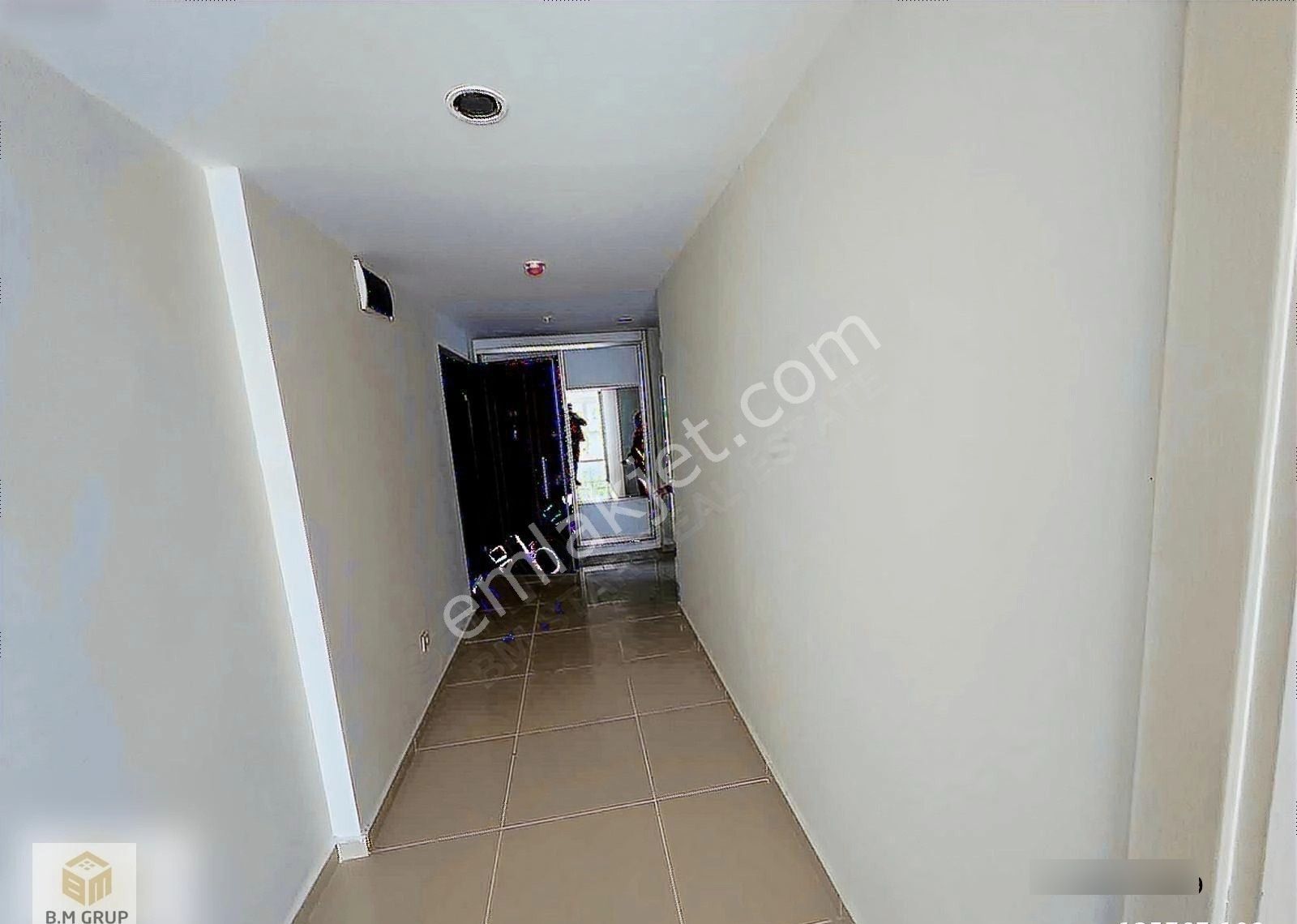 Esenyurt Star Towers De Satılık 3.5+1 En Büyük Tip Camaşır Odalı - Görsel 2