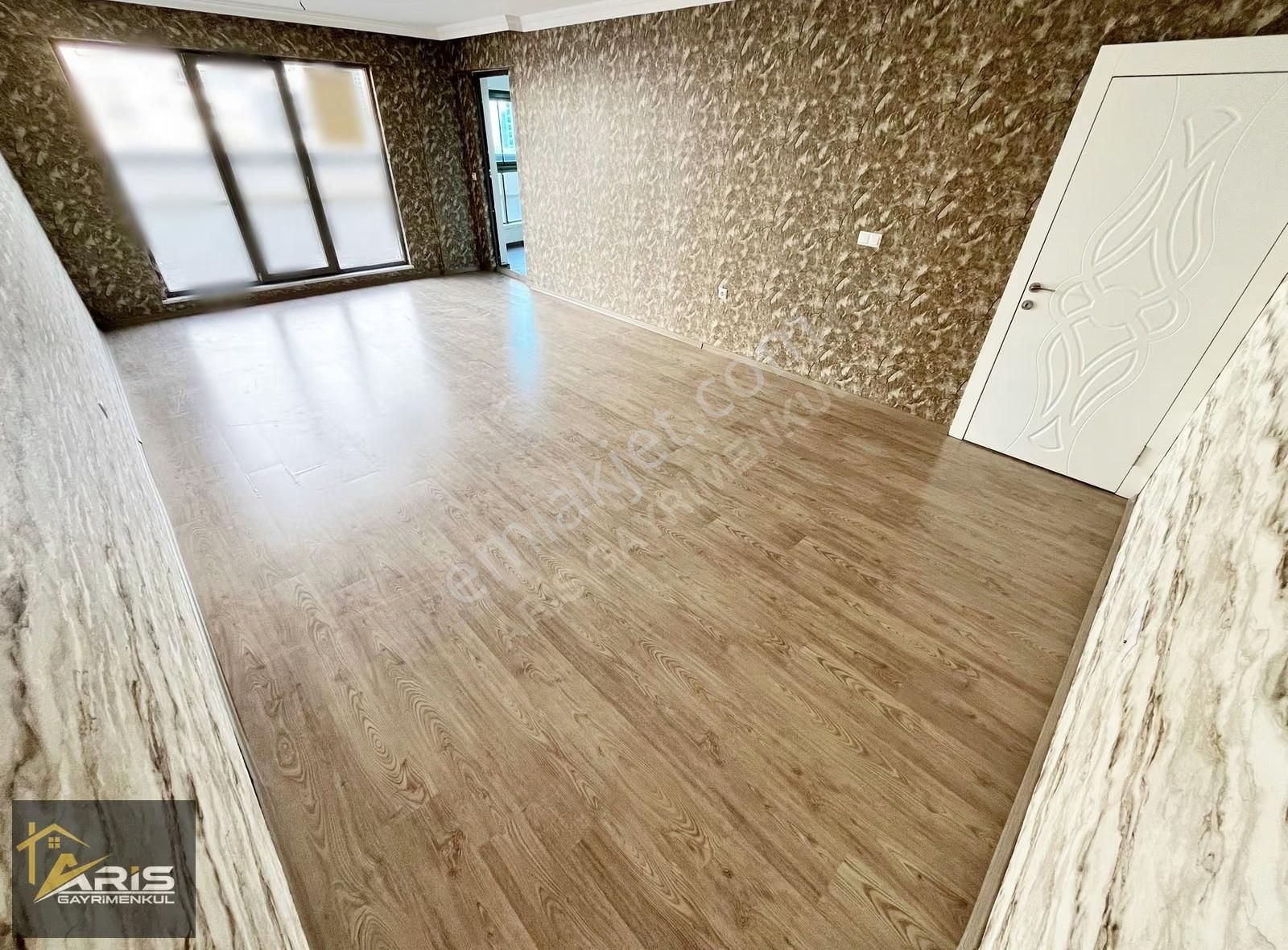 Aris'ten Site İçerisinde Yerden Isıtmalı Teras Balkonlu Delüx4+1 - Görsel 17