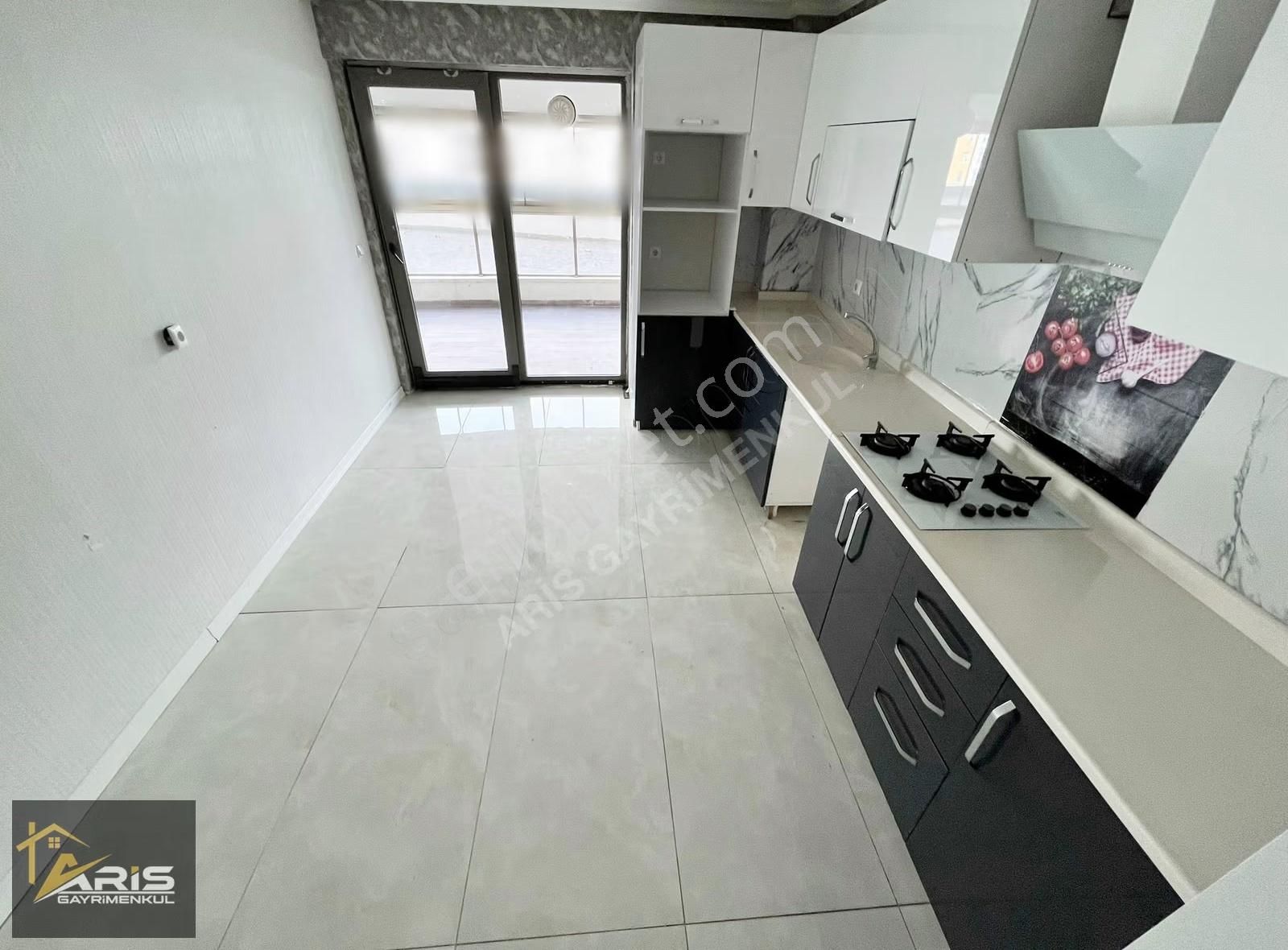 Aris'ten Site İçerisinde Yerden Isıtmalı Teras Balkonlu Delüx4+1 - Görsel 19