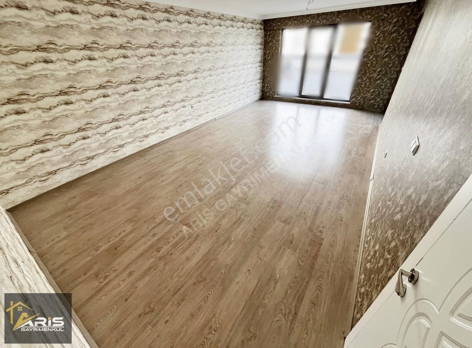 Aris'ten Site İçerisinde Yerden Isıtmalı Teras Balkonlu Delüx4+1 - Görsel 14