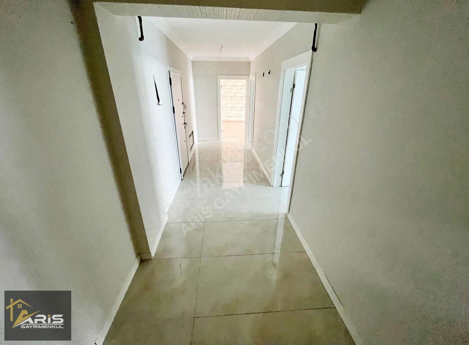Aris'ten Site İçerisinde Yerden Isıtmalı Teras Balkonlu Delüx4+1 - Görsel 27