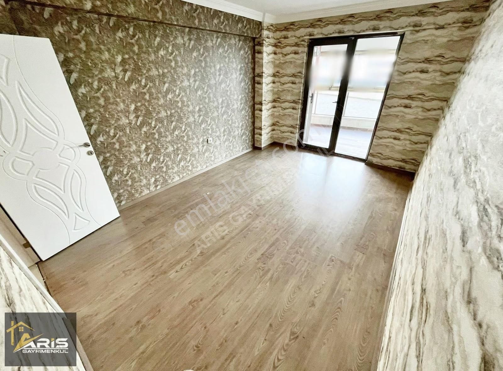 Aris'ten Site İçerisinde Yerden Isıtmalı Teras Balkonlu Delüx4+1 - Görsel 33