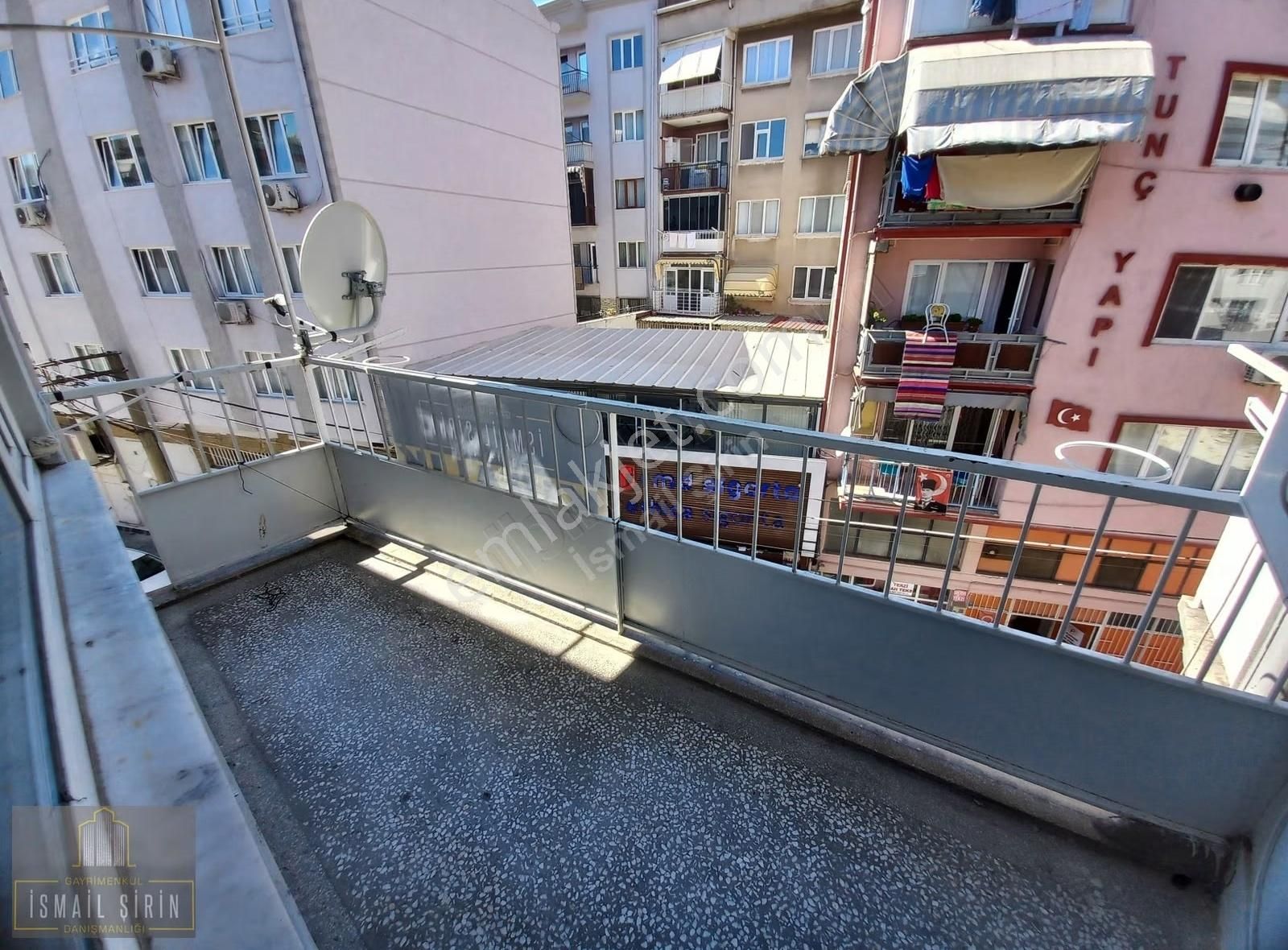 İsmail Şirinden Ilıca Cad.merkezi Konumda Ara Kat Bakımlı Daire - Görsel 28