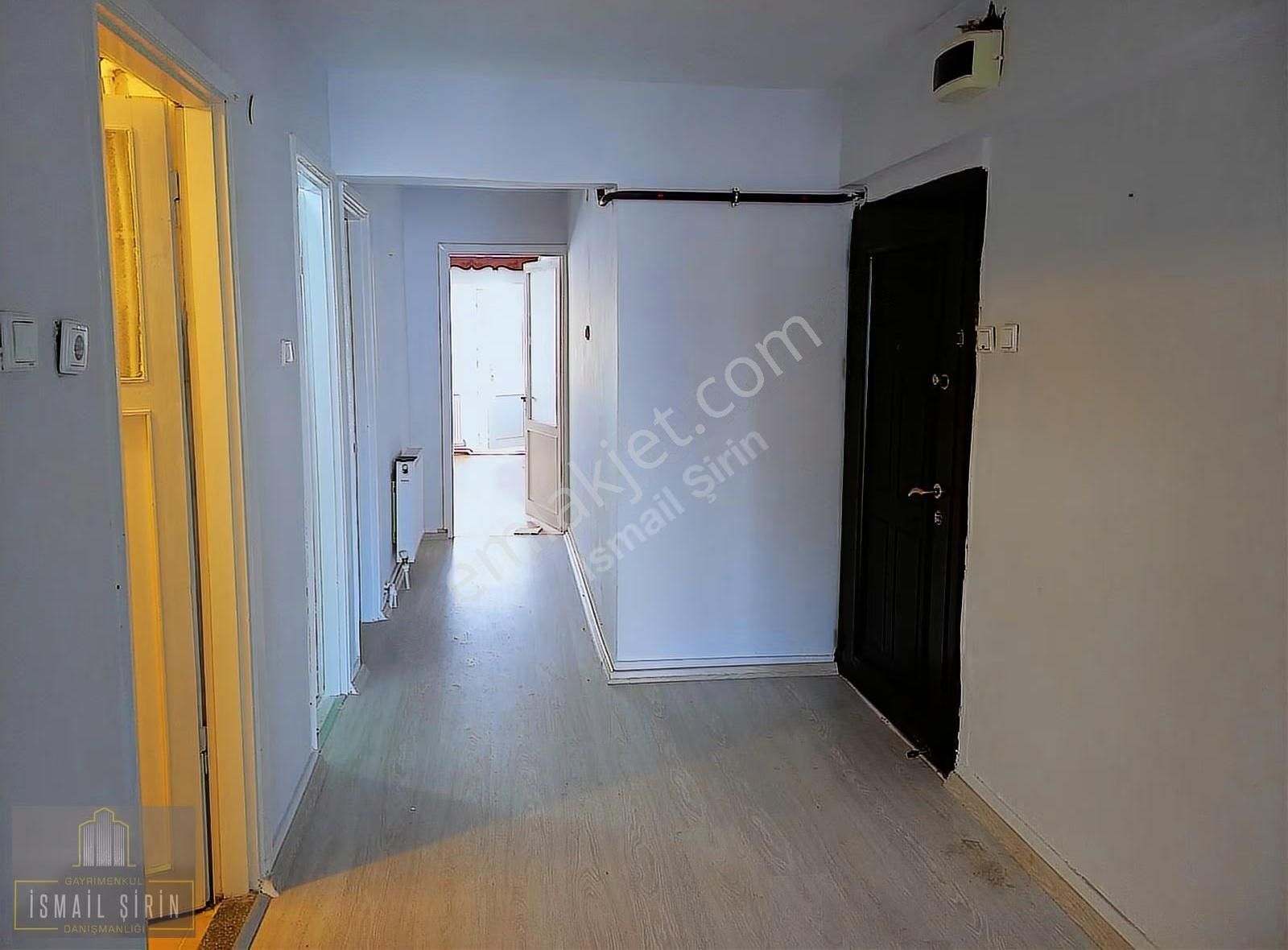 İsmail Şirinden Ilıca Cad.merkezi Konumda Ara Kat Bakımlı Daire - Görsel 10