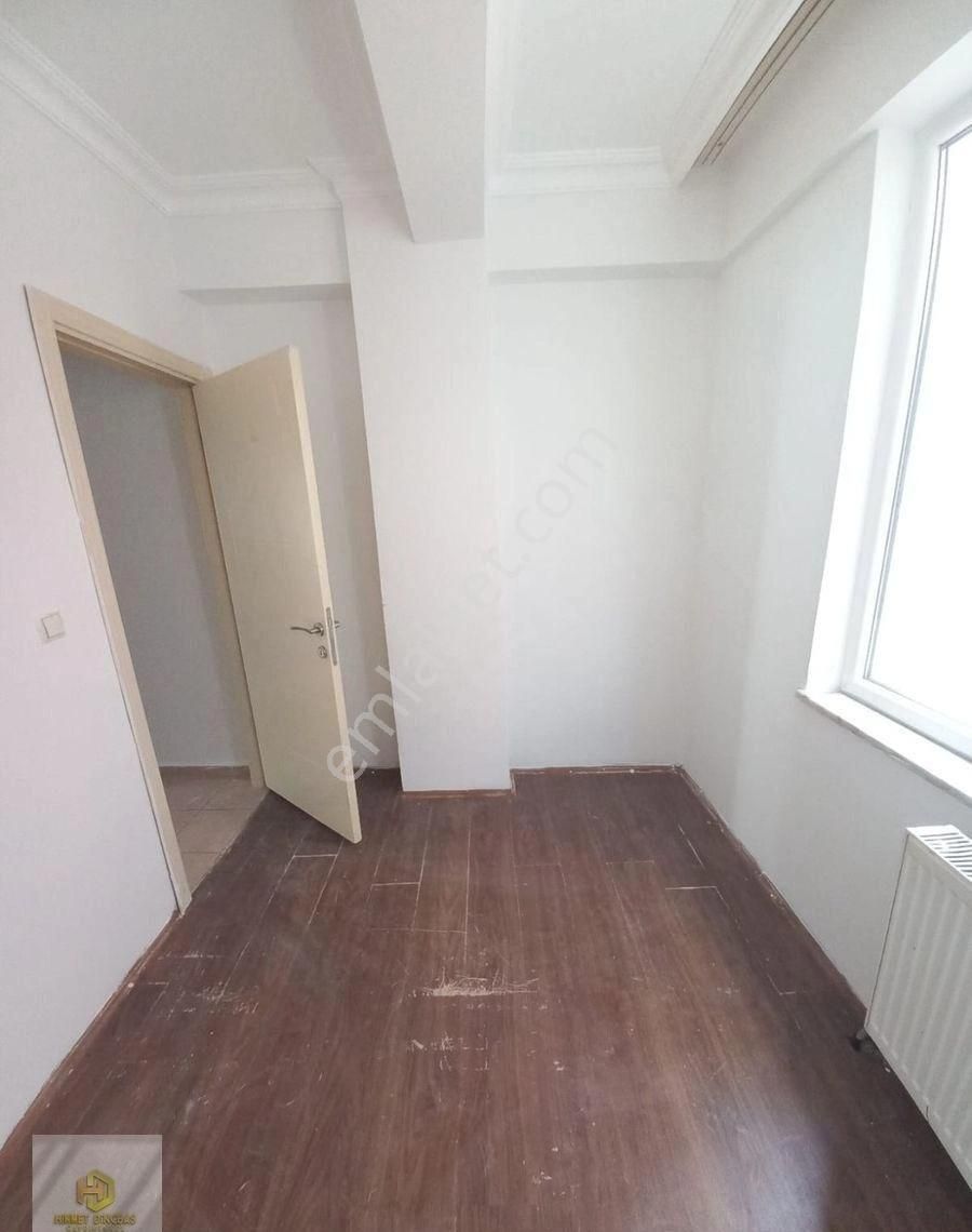 Eskibağlar Mahallesi Collesium Yakını Kiralık 1+1 Daire - Görsel 6