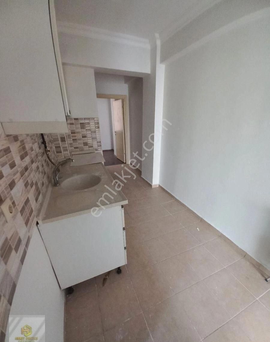 Eskibağlar Mahallesi Collesium Yakını Kiralık 1+1 Daire - Görsel 13