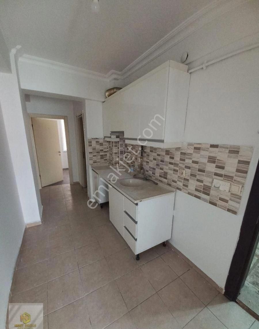 Eskibağlar Mahallesi Collesium Yakını Kiralık 1+1 Daire - Görsel 5