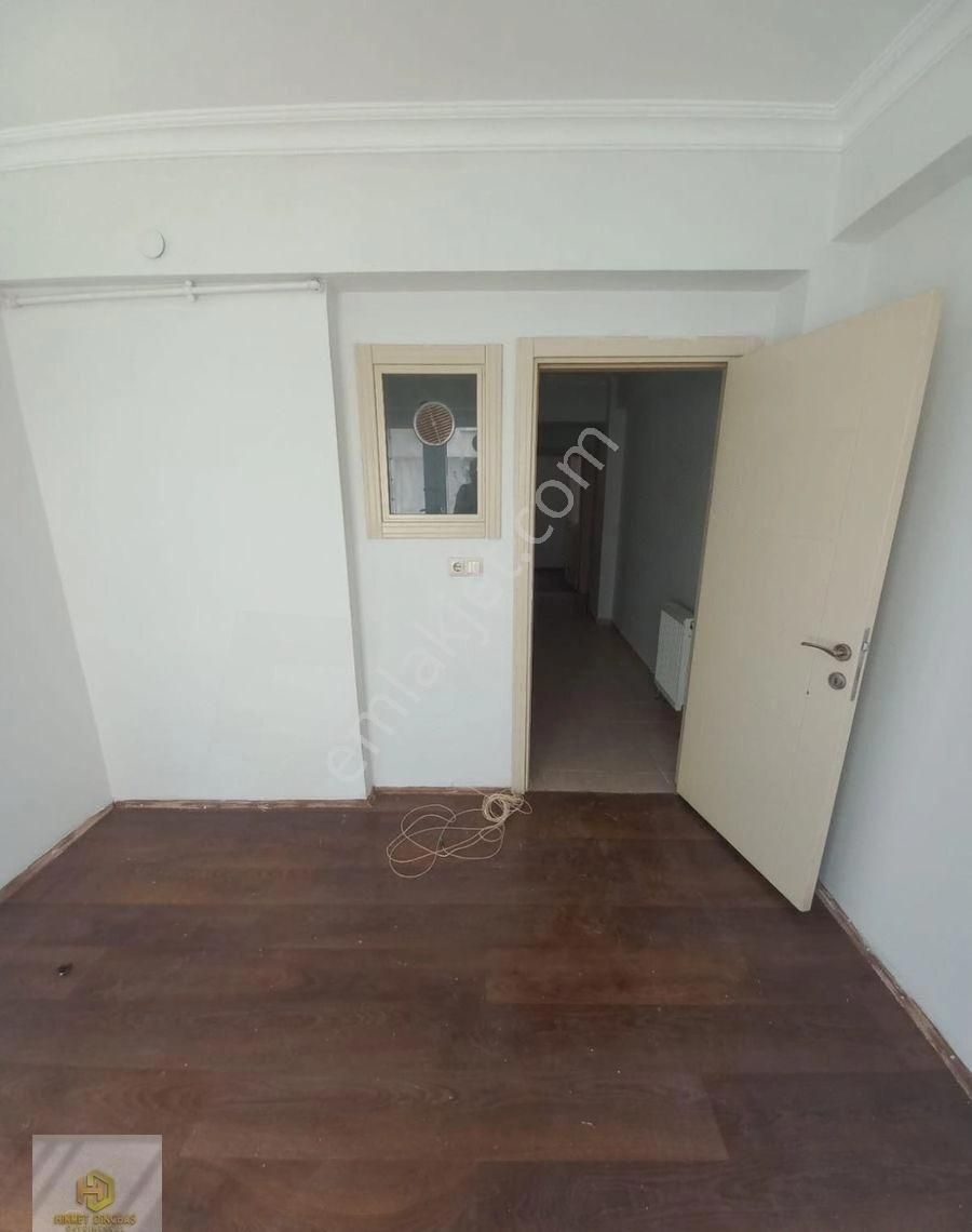 Eskibağlar Mahallesi Collesium Yakını Kiralık 1+1 Daire - Görsel 10