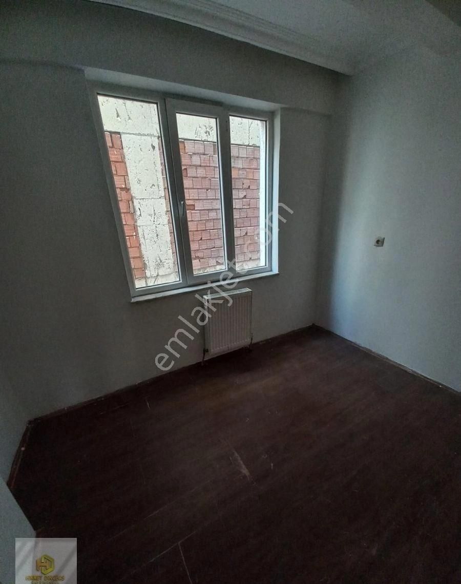 Eskibağlar Mahallesi Collesium Yakını Kiralık 1+1 Daire - Görsel 9