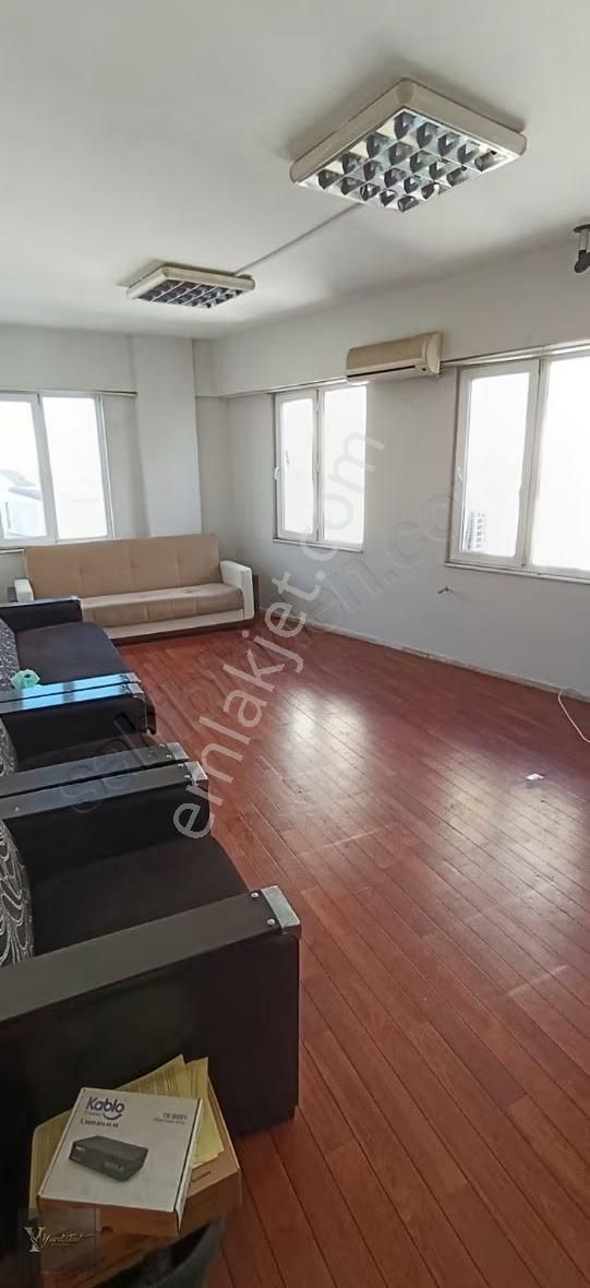 Kiralık 2+1 Ayrı Mutfak Geniş Daire Işıklar Caddesine Yakın - Görsel 7