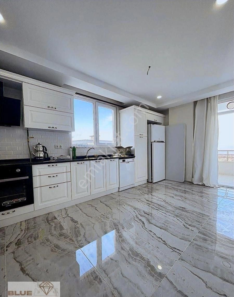 İstiklal Mahallesınde Geniş Deniz Manzaralı Satılık 3+1 Daire - Görsel 17