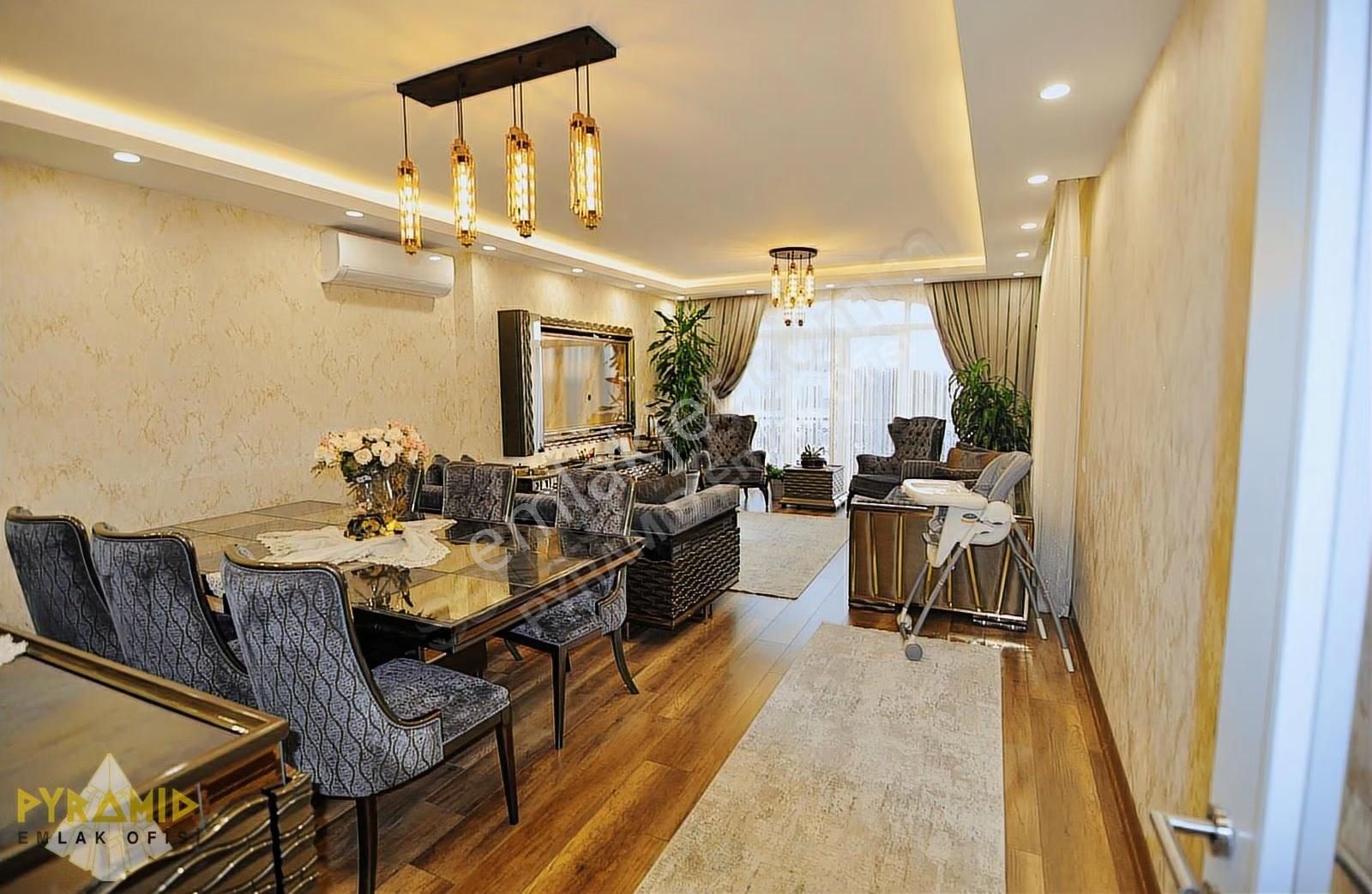 Pyramıd'den Vadişehir 3.etap Konak Tipi Vadi Cephe Lüx(206m2)4+1