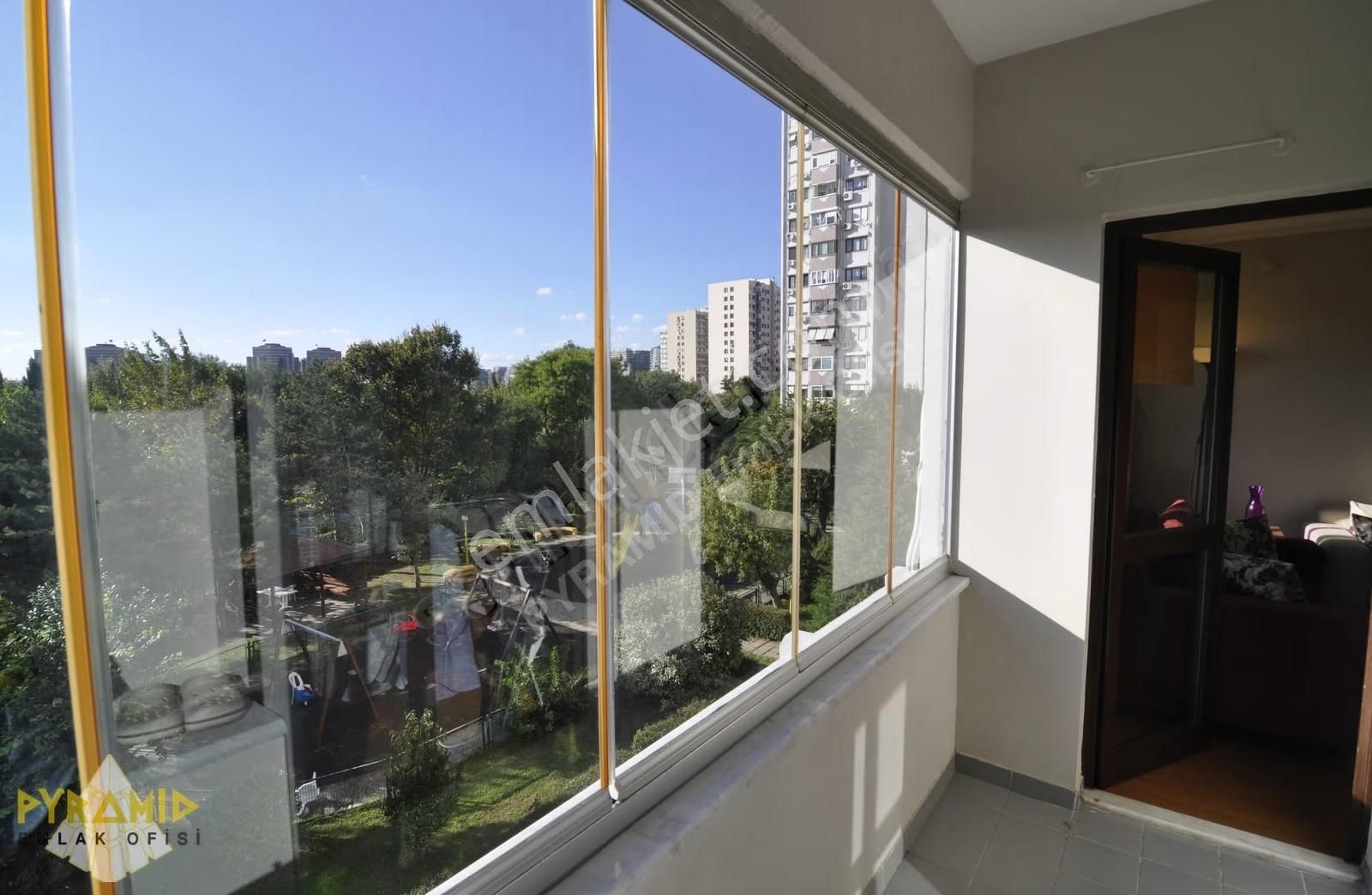 Pyramıd'den Ataköy 7-8.kısım Turkuaz Sitesi Bakımlı 1+1 Daire - Görsel 17