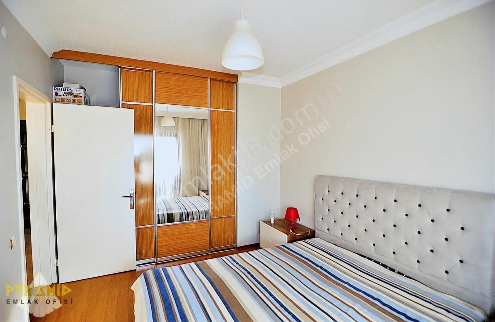 Pyramıd'den Ataköy 7-8.kısım Turkuaz Sitesi Bakımlı 1+1 Daire - Görsel 16