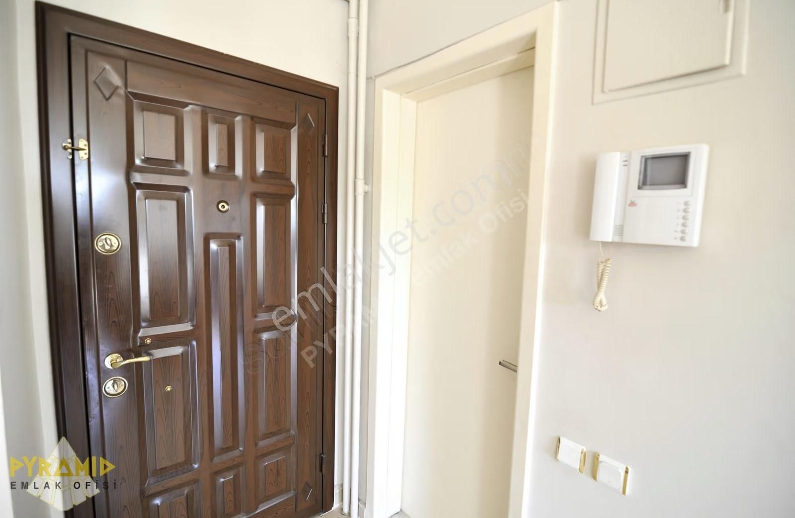 Pyramıd'den Ataköy 7-8.kısım Turkuaz Sitesi Bakımlı 1+1 Daire - Görsel 15