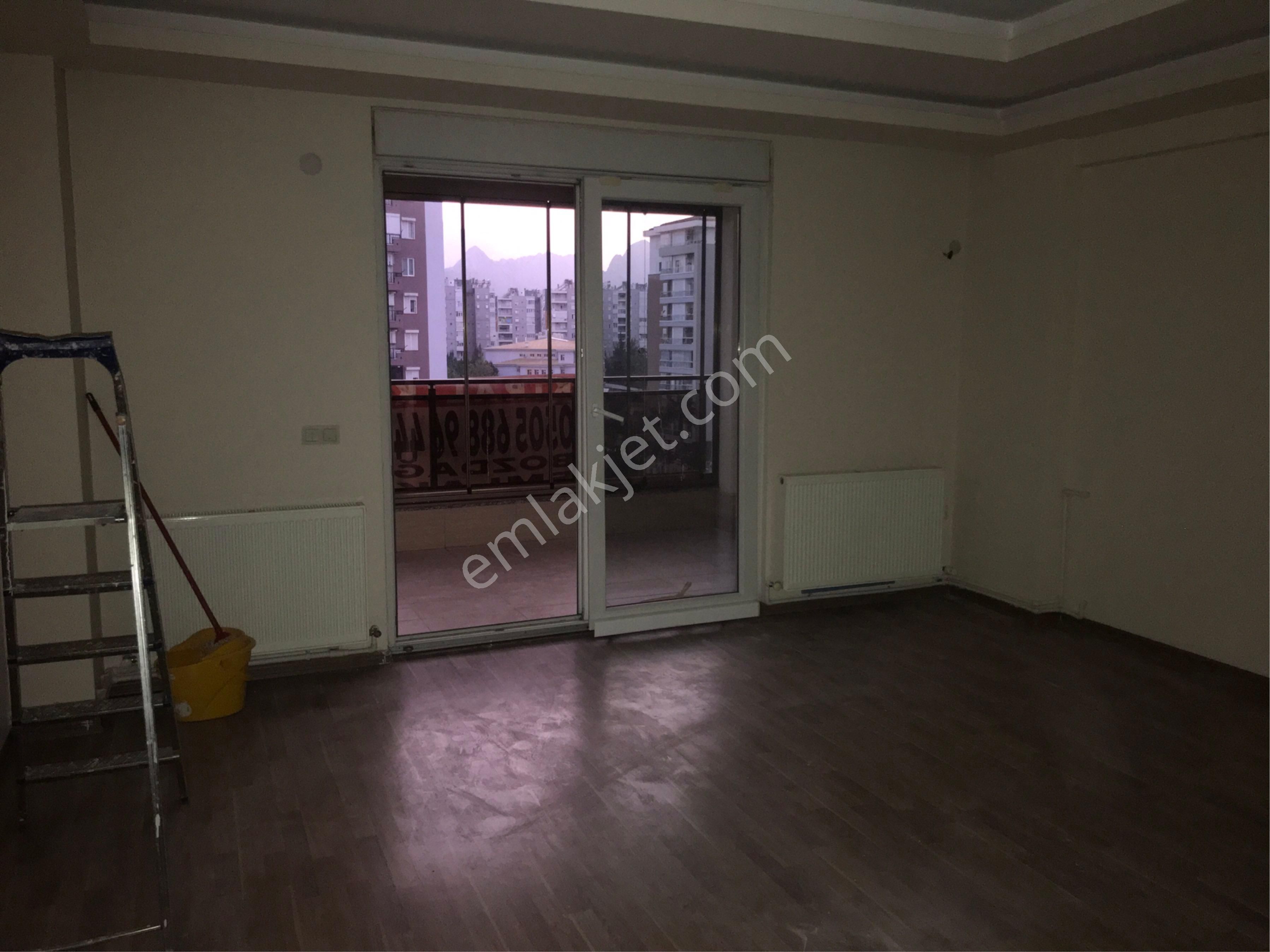 Antalya Konyaaltı Mollayusuf Mah Havuz Doğalgazlı Kapalı Otoparklı Sitede 2+1 Kiralık Daire - Görsel 6