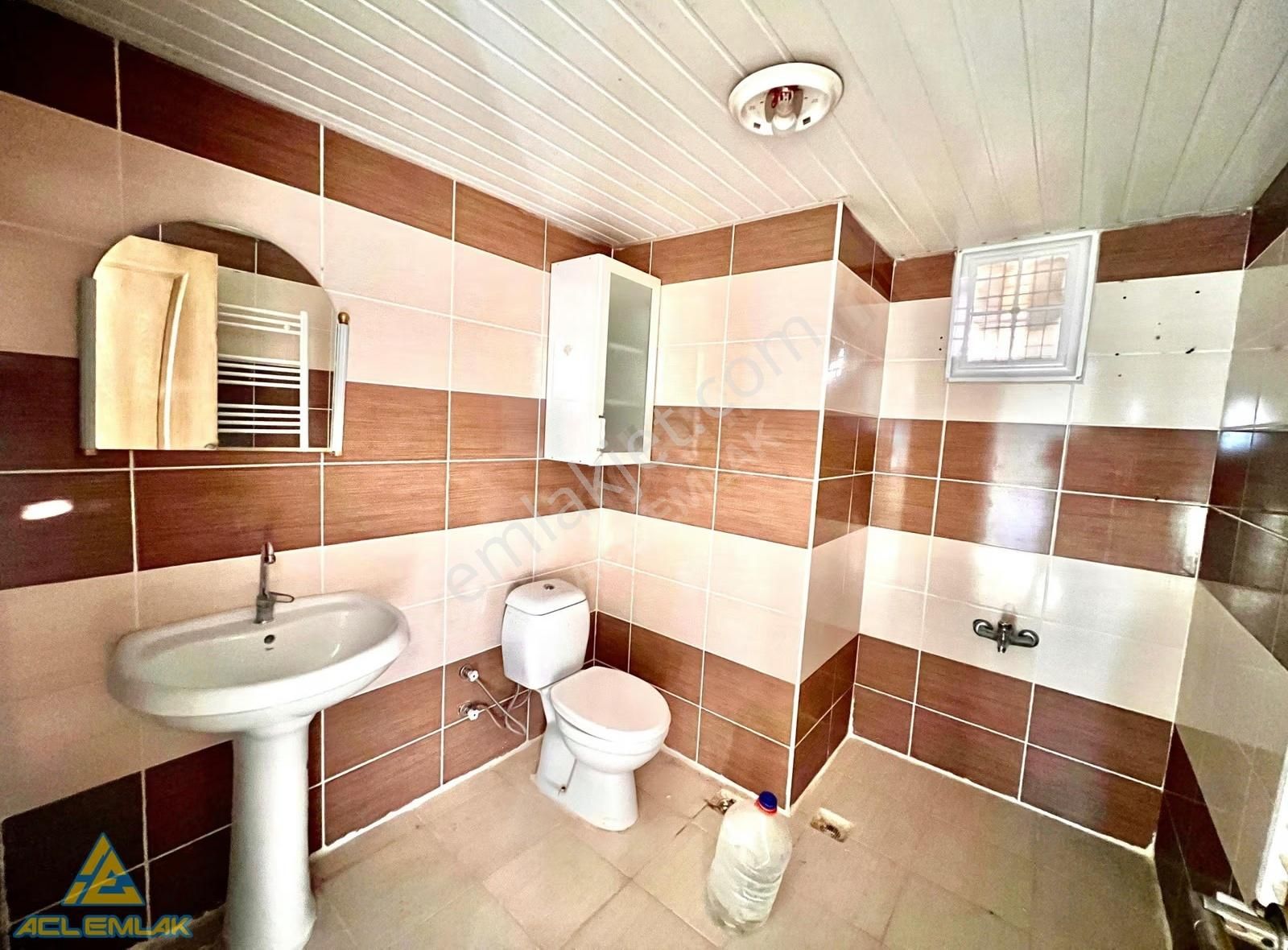 Acl Emlak'dan Karaköprü Atakent'de Emniyetin Karşısında 3+1 Kiralık Daire - Görsel 24