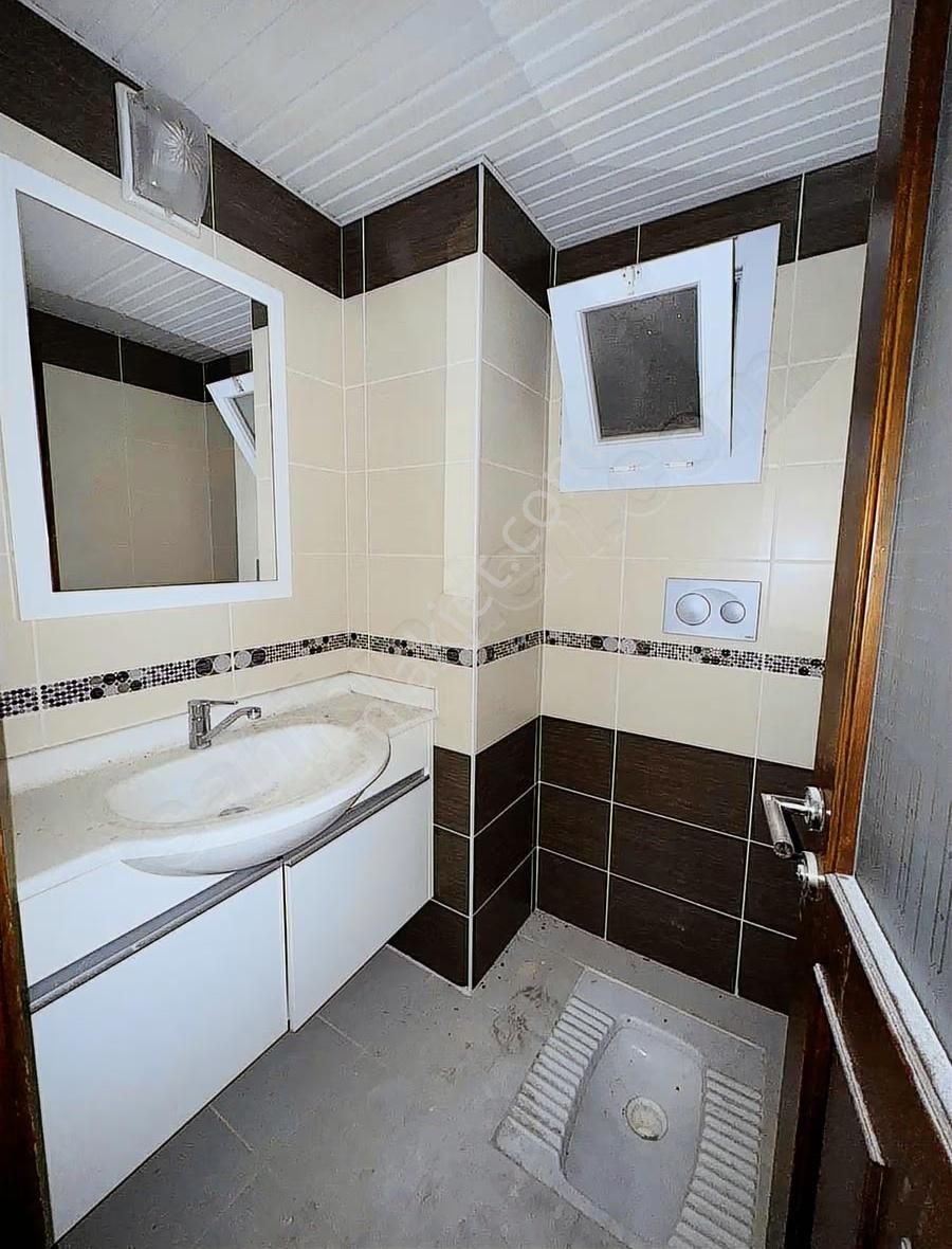 2000 Evlerde Bulvar Üzeri Geniş 4+1 - Görsel 9