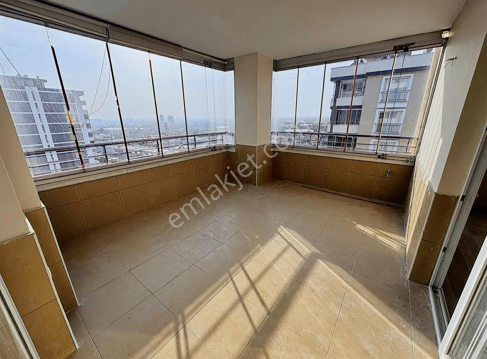 2000 Evlerde Bulvar Üzeri Geniş 4+1 - Görsel 20