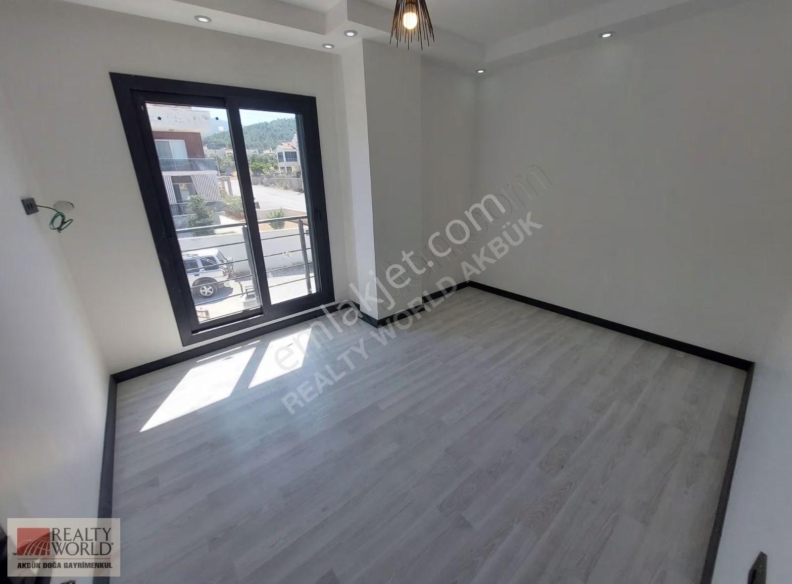 Didim Akbük'de Acil Satılık Müstakil Bahçeli,havuzlu Sıfır Villa - Görsel 25