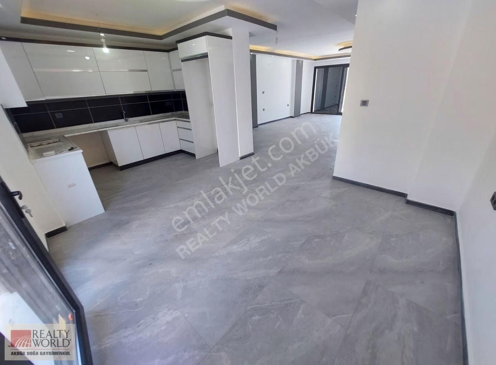 Didim Akbük'de Acil Satılık Müstakil Bahçeli,havuzlu Sıfır Villa - Görsel 12