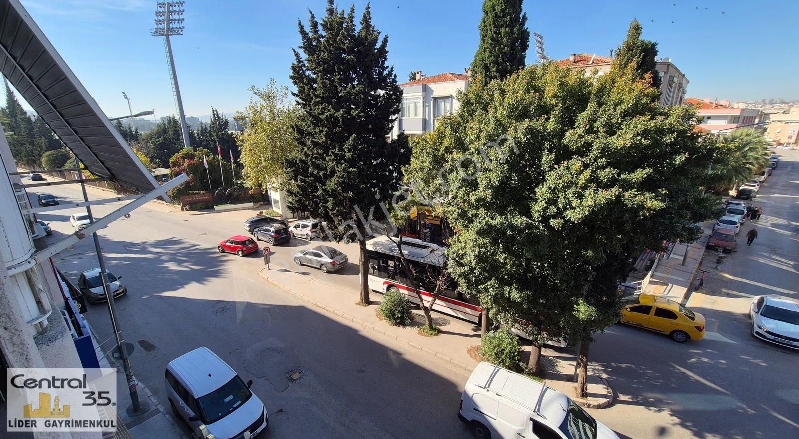 Central 35 Lider'den Şirinyer Hipodrom Karşısı Mh 135 M2 Net 3+1 - Görsel 2