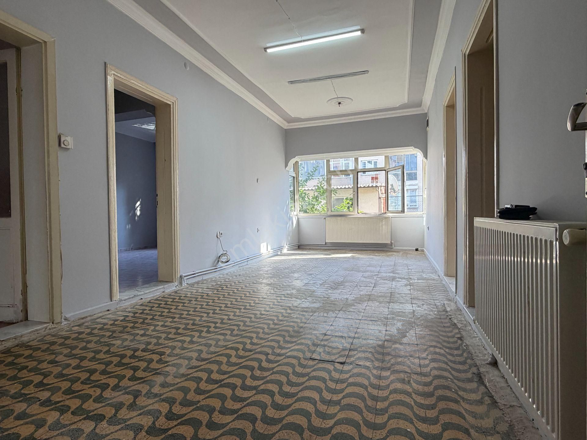 Central 35 Lider Koçu İzban Yakını 125 M2 3+1 D.gazlı Kiralık