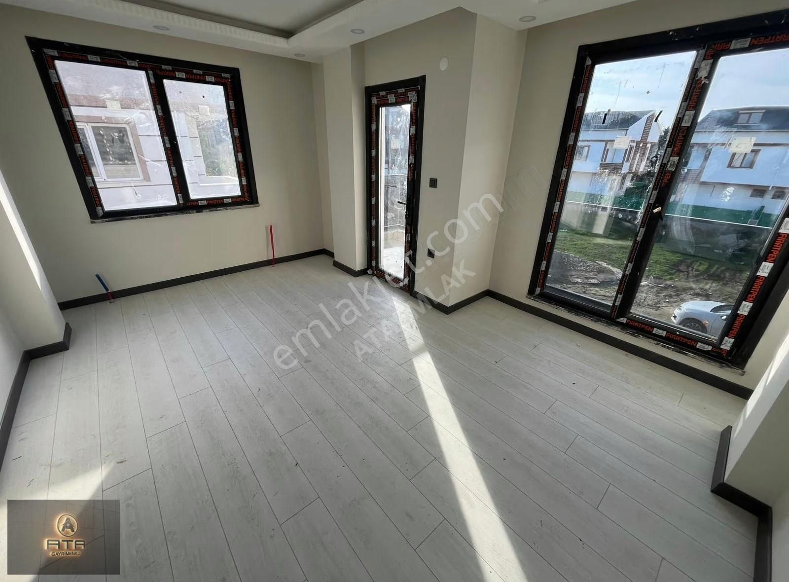 Ata Gayrimenkul'den Sahil Tarafında 2 Katlı 4+1 Satılık Villa - Görsel 6