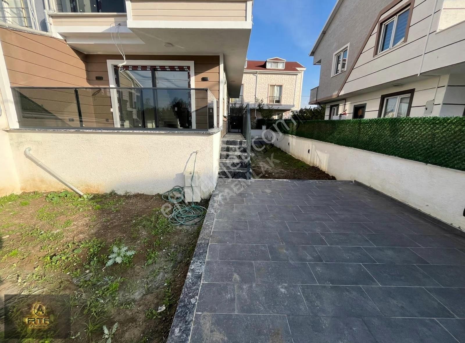 Ata Gayrimenkul'den Sahil Tarafında 2 Katlı 4+1 Satılık Villa - Görsel 20