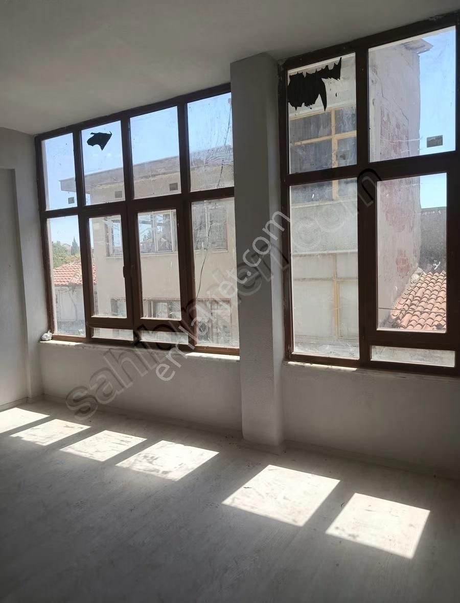 Muğla Menteşe Arasta Mevkiinde Satılık 1+1 Ofis-iş Yeri - Görsel 9