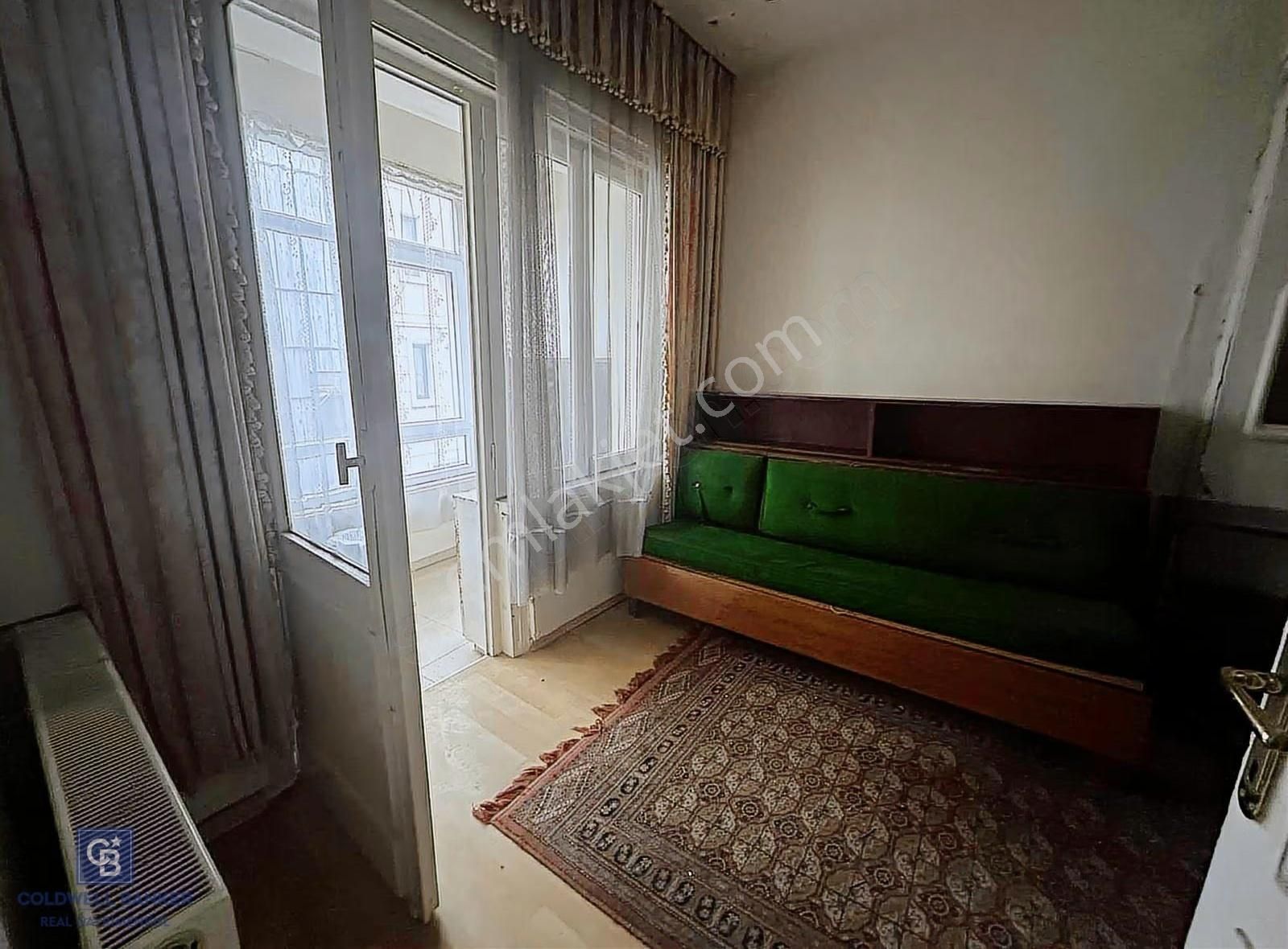 Sultanahmet Küçük Ayasofya Caddesin De 1+1 Satılık Köşe Daire - Görsel 14