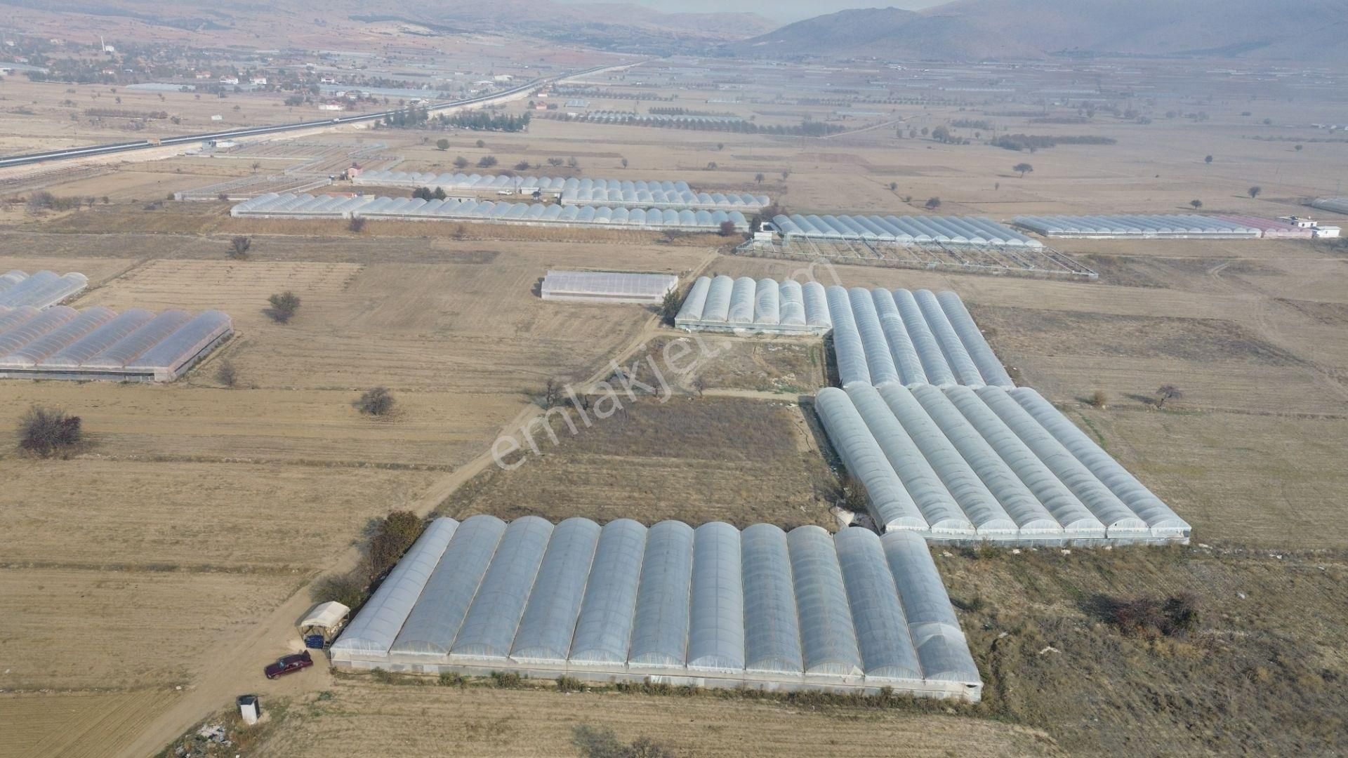 Vip Gayrimenkul'den Müren Mah. Anayolayakın Konumda1.197m² Tarla - Görsel 7