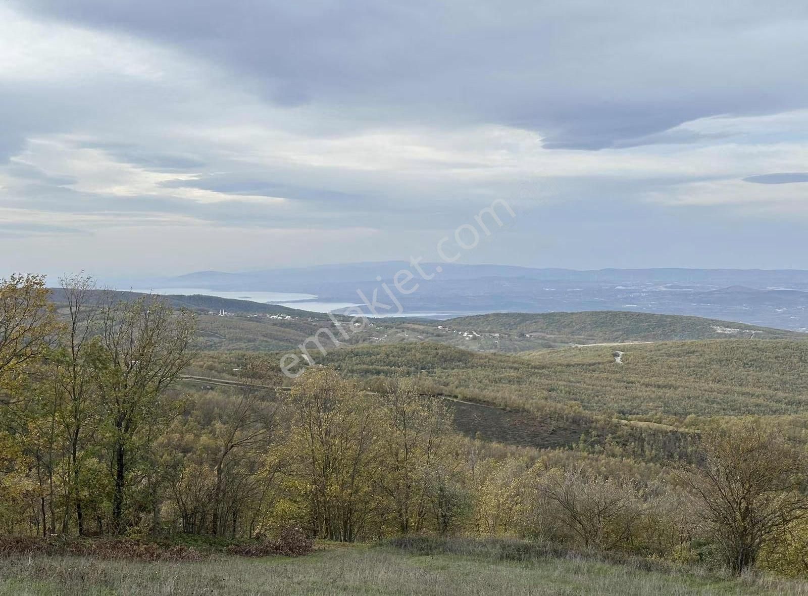 Özdemir Den Güngörende Eşsiz Göl Ve Şehir Manzarası - Görsel 4