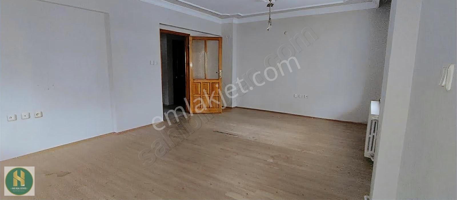 Has Real Estate Gayrimenkulden Özdil Sitesinde 3+1 Satılık Daire - Görsel 3